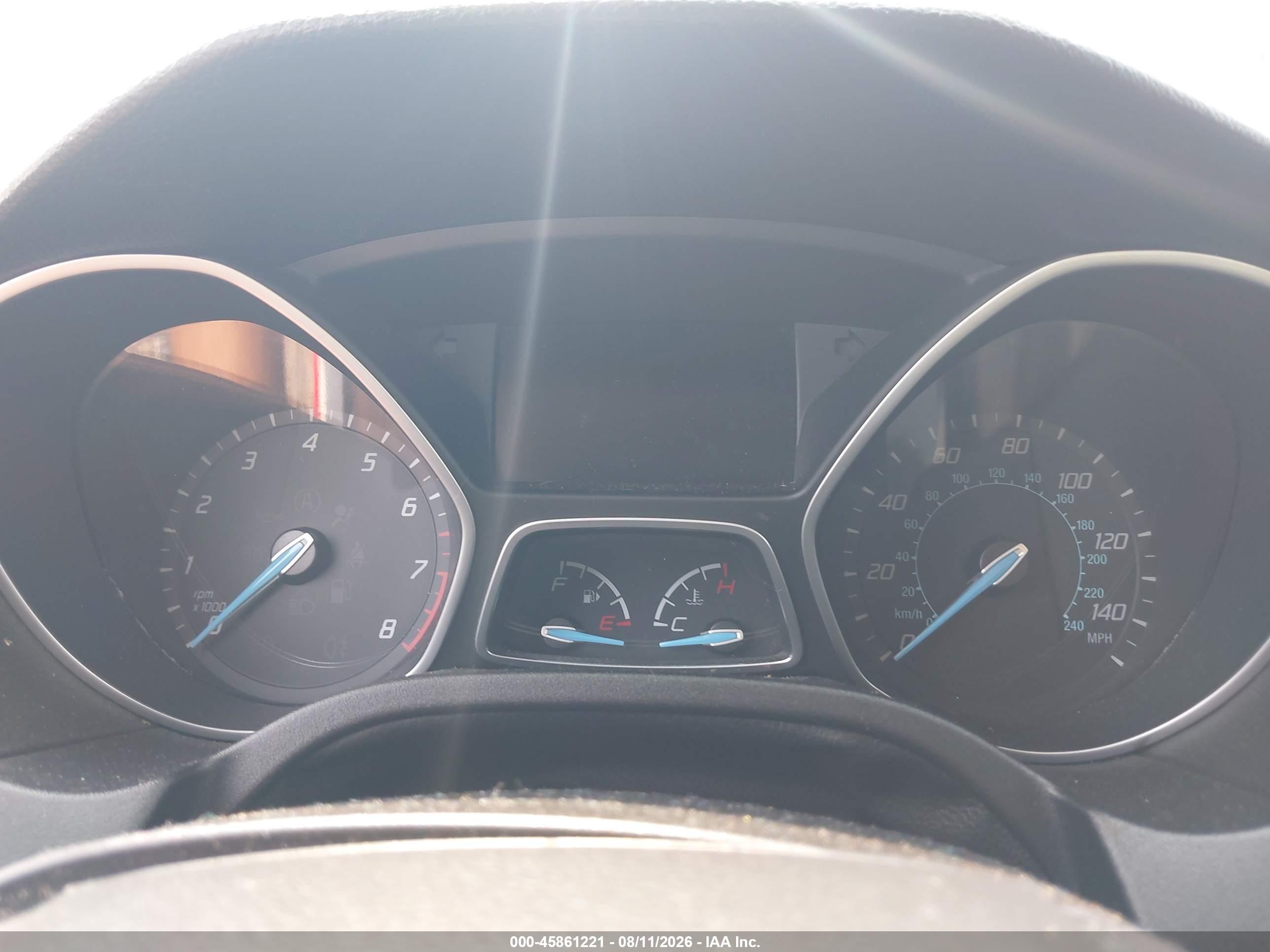2014 Ford Focus Se Red vin: 1FADP3F22EL159086