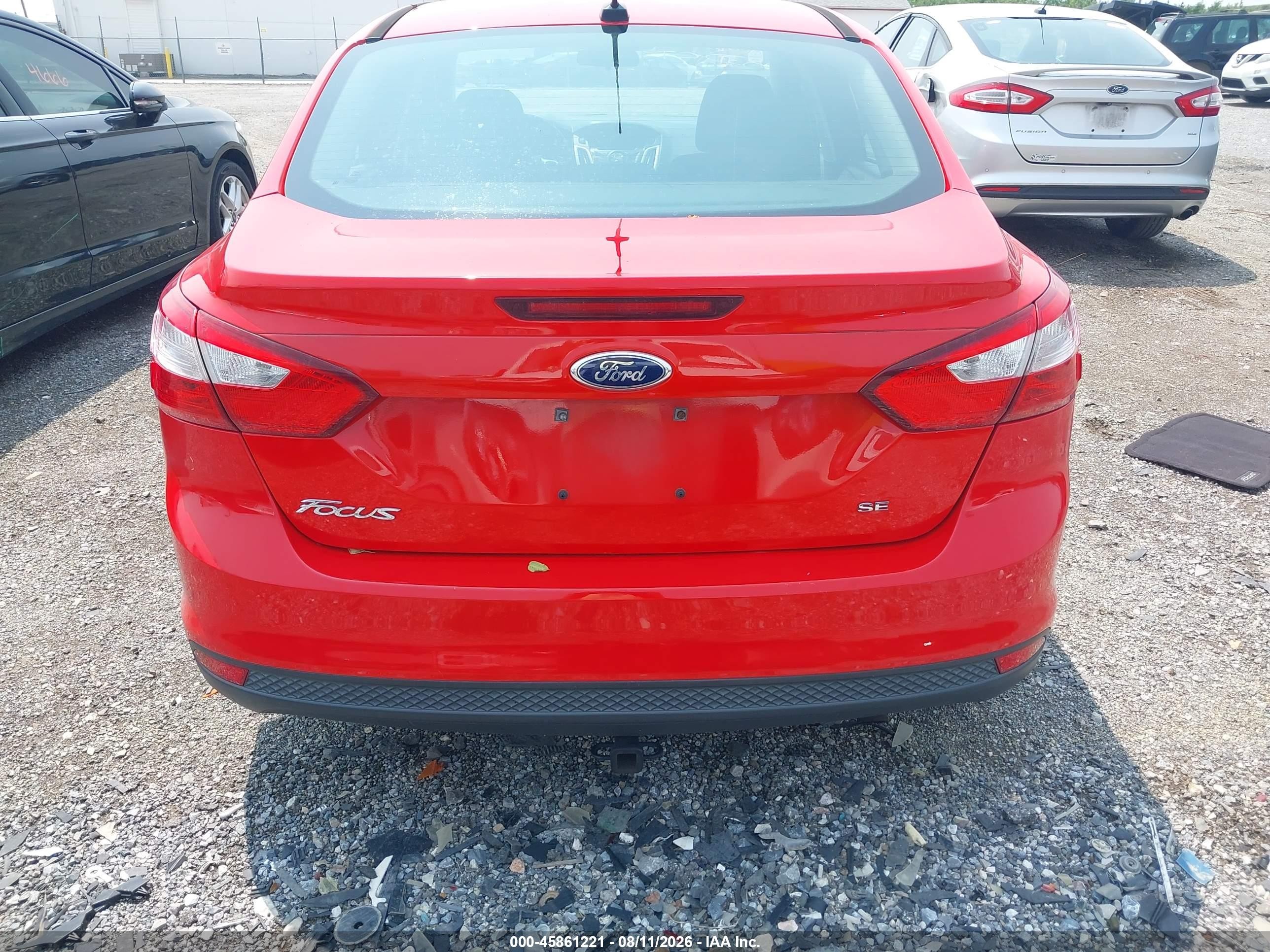 2014 Ford Focus Se Red vin: 1FADP3F22EL159086