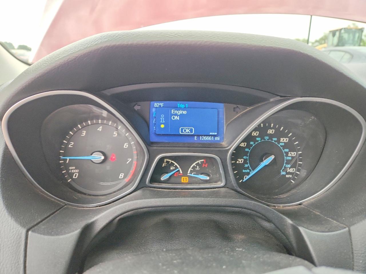 2014 Ford Focus Se Red vin: 1FADP3F22EL160321