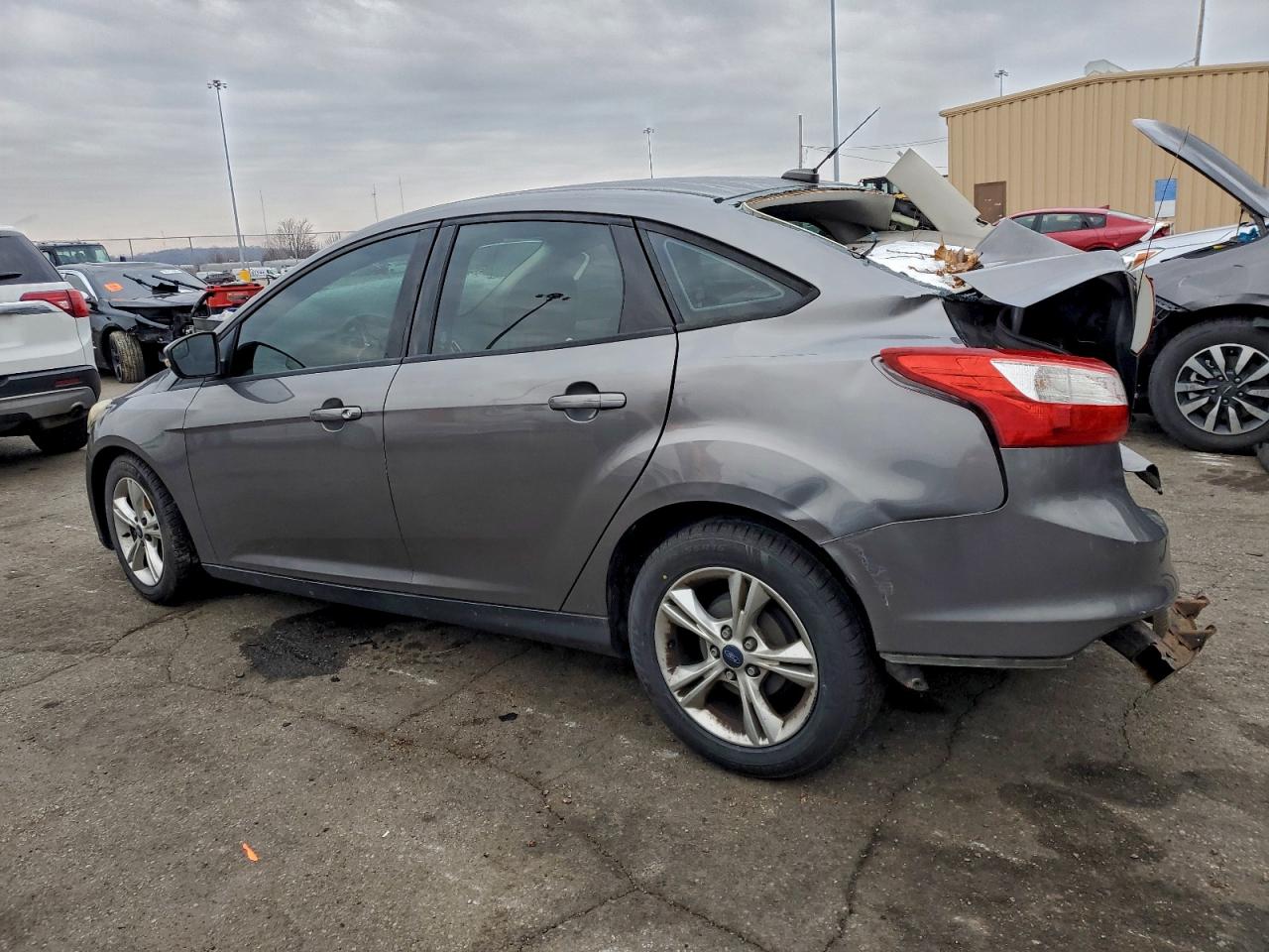 2014 Ford Focus Se Gray vin: 1FADP3F22EL165986