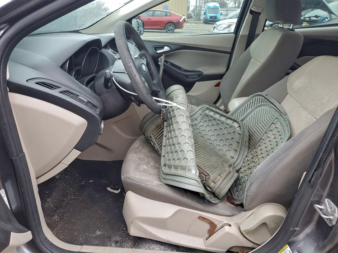 2014 Ford Focus Se Gray vin: 1FADP3F22EL165986