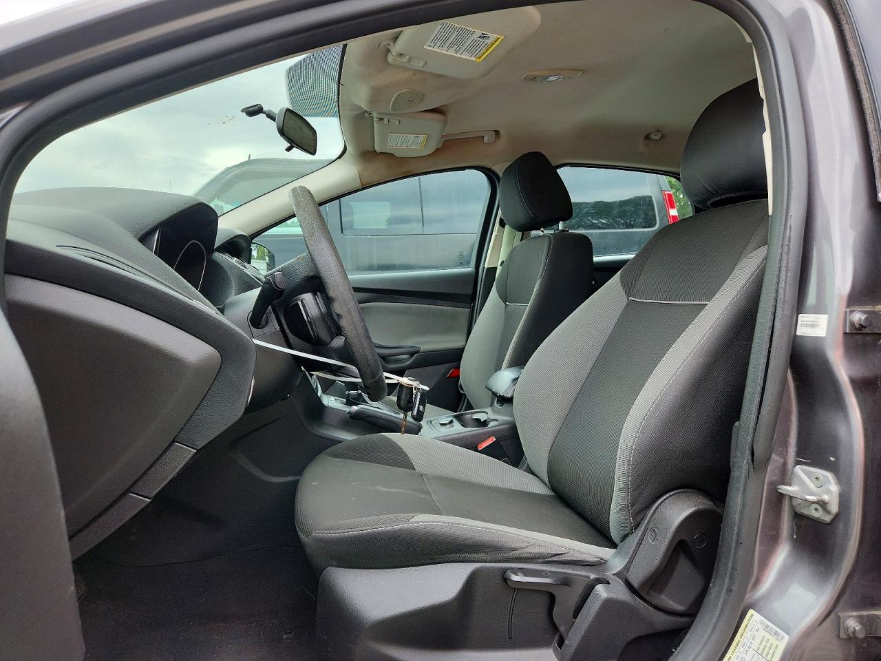 2014 Ford Focus Se Gray vin: 1FADP3F22EL178575