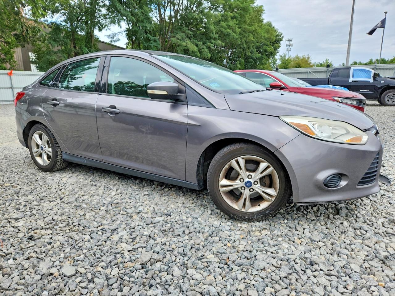 2014 Ford Focus Se Gray vin: 1FADP3F22EL178575