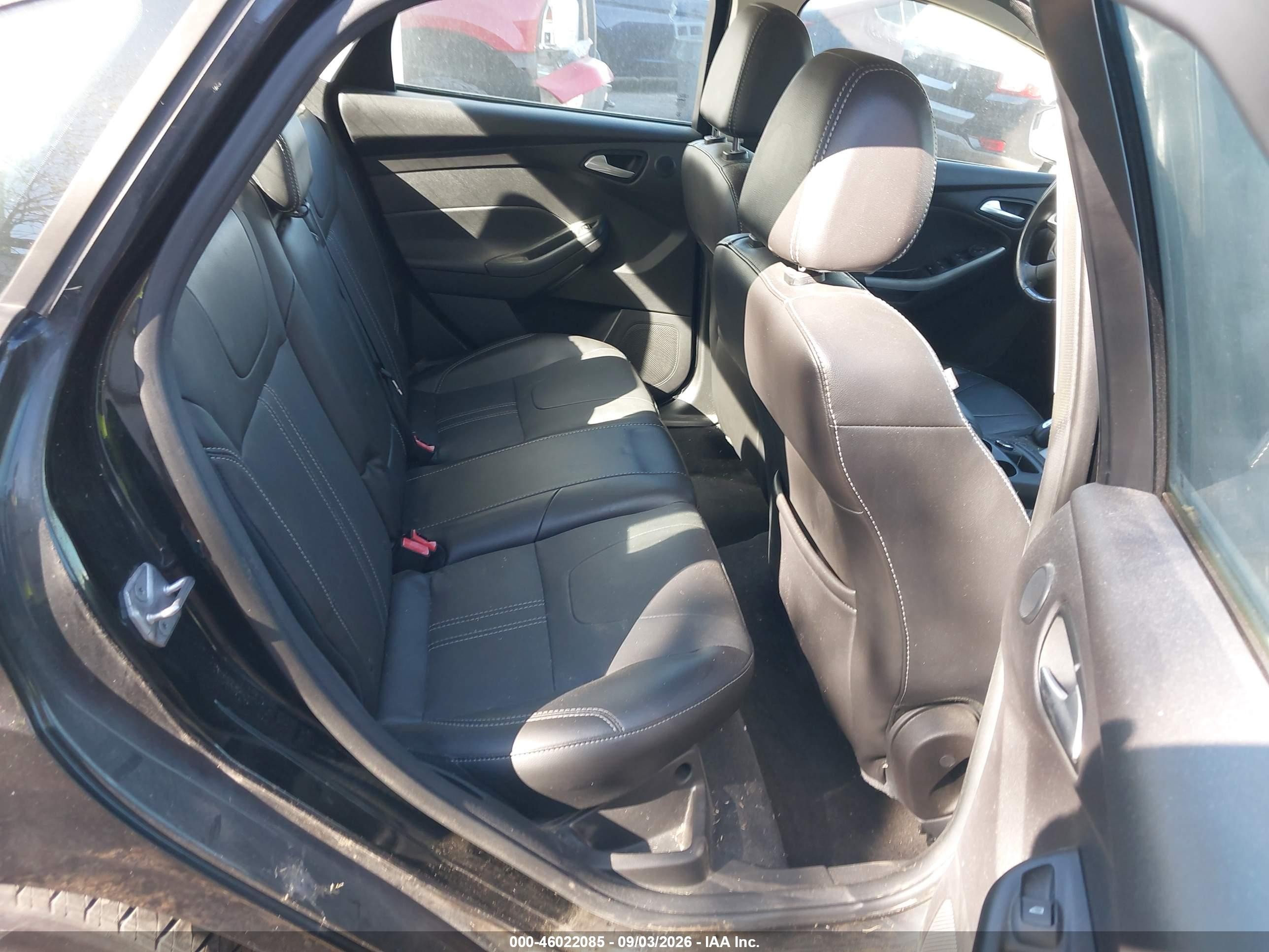 2014 Ford Focus Se Black vin: 1FADP3F22EL183971