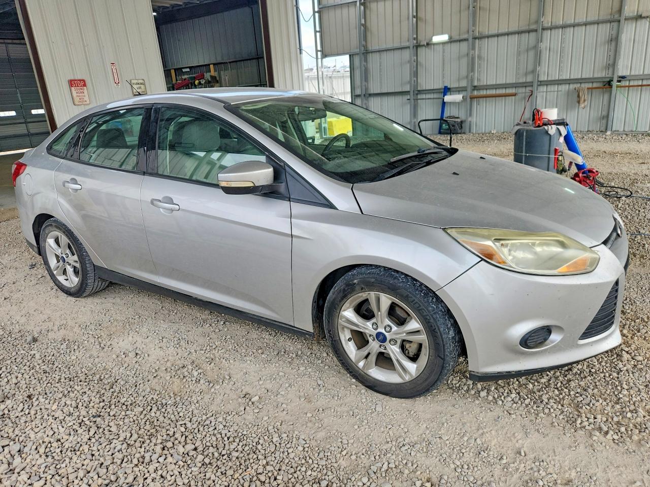 2014 Ford Focus Se Silver vin: 1FADP3F22EL184361