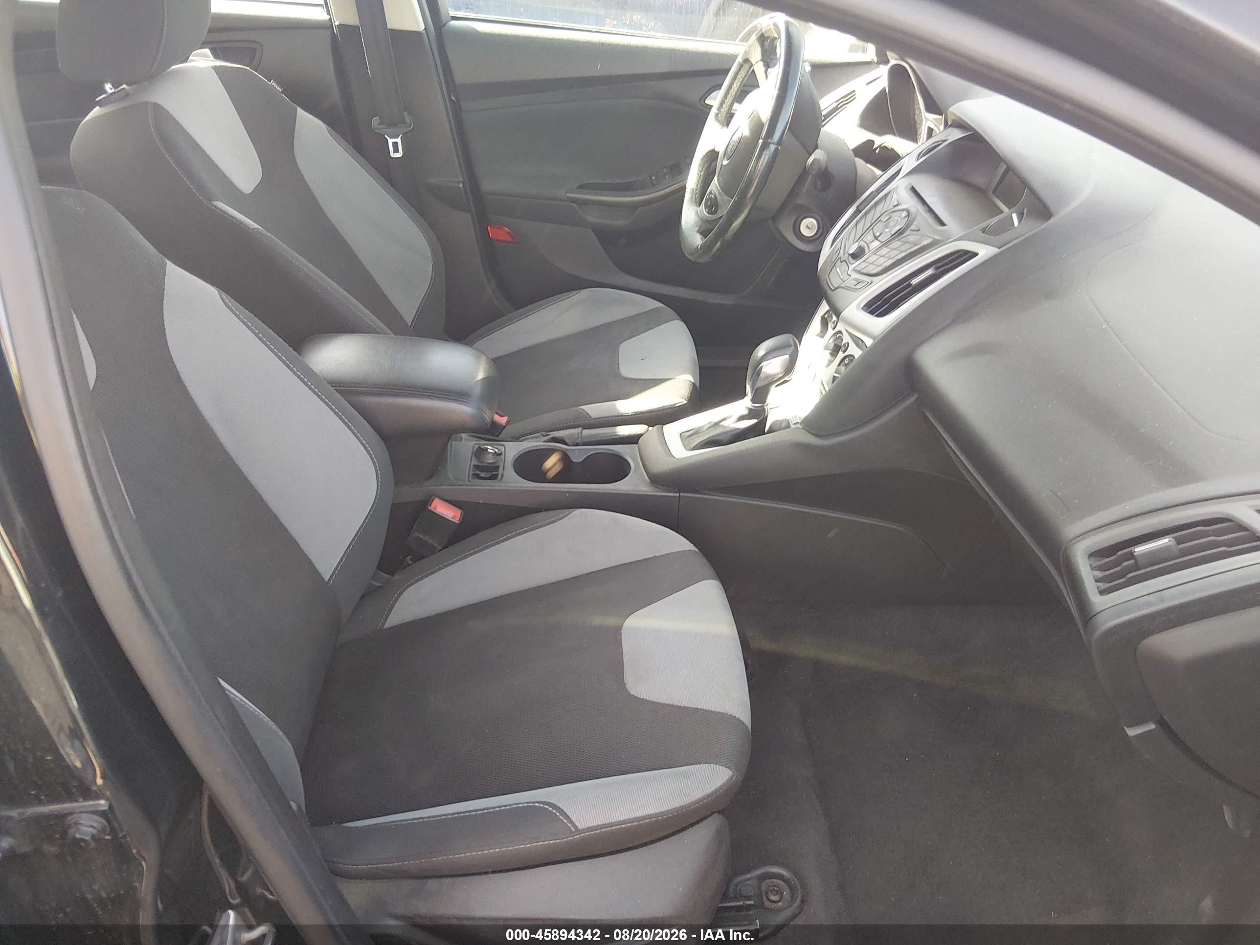 2014 Ford Focus Se Black vin: 1FADP3F22EL185378