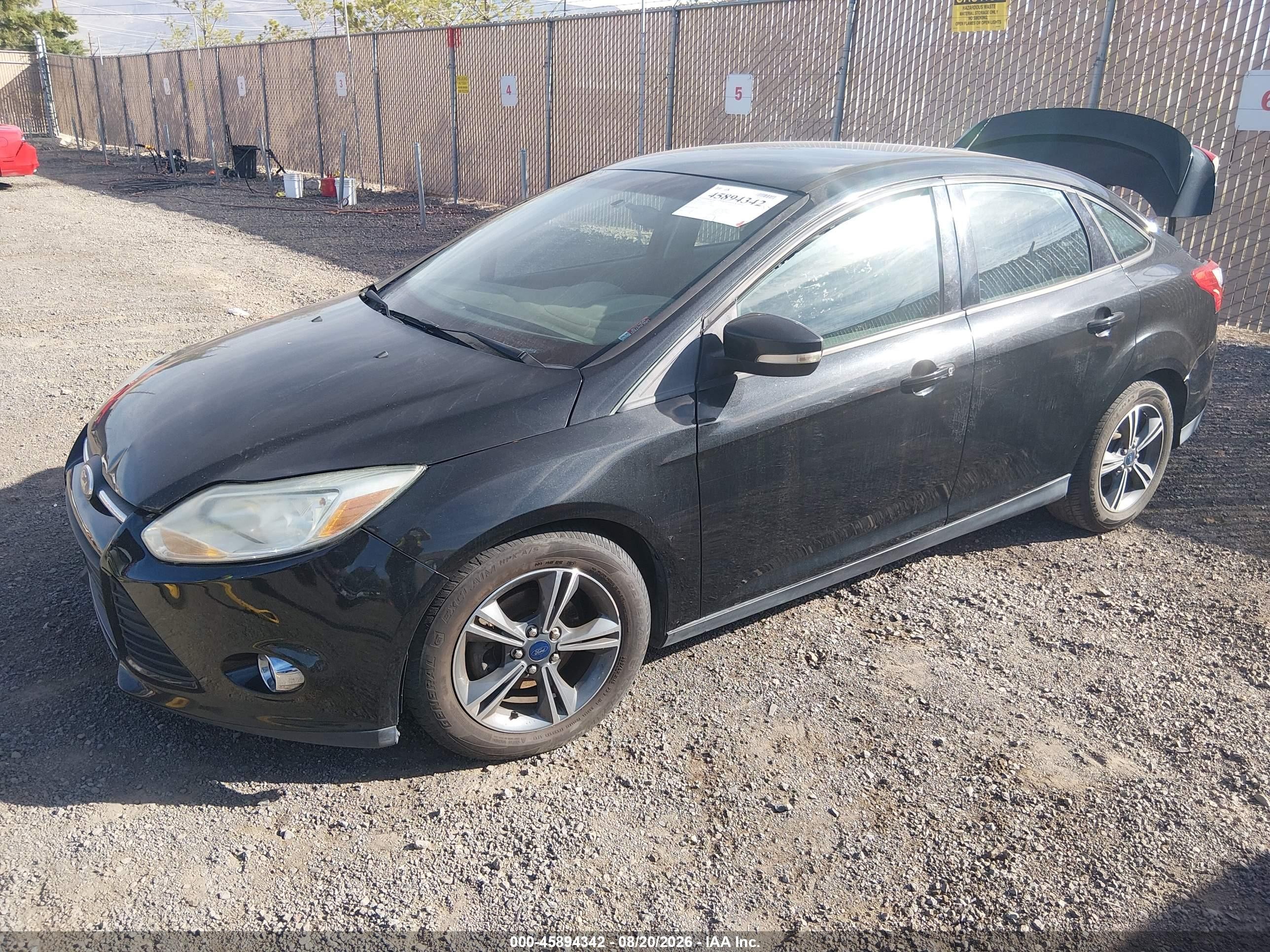 2014 Ford Focus Se Black vin: 1FADP3F22EL185378