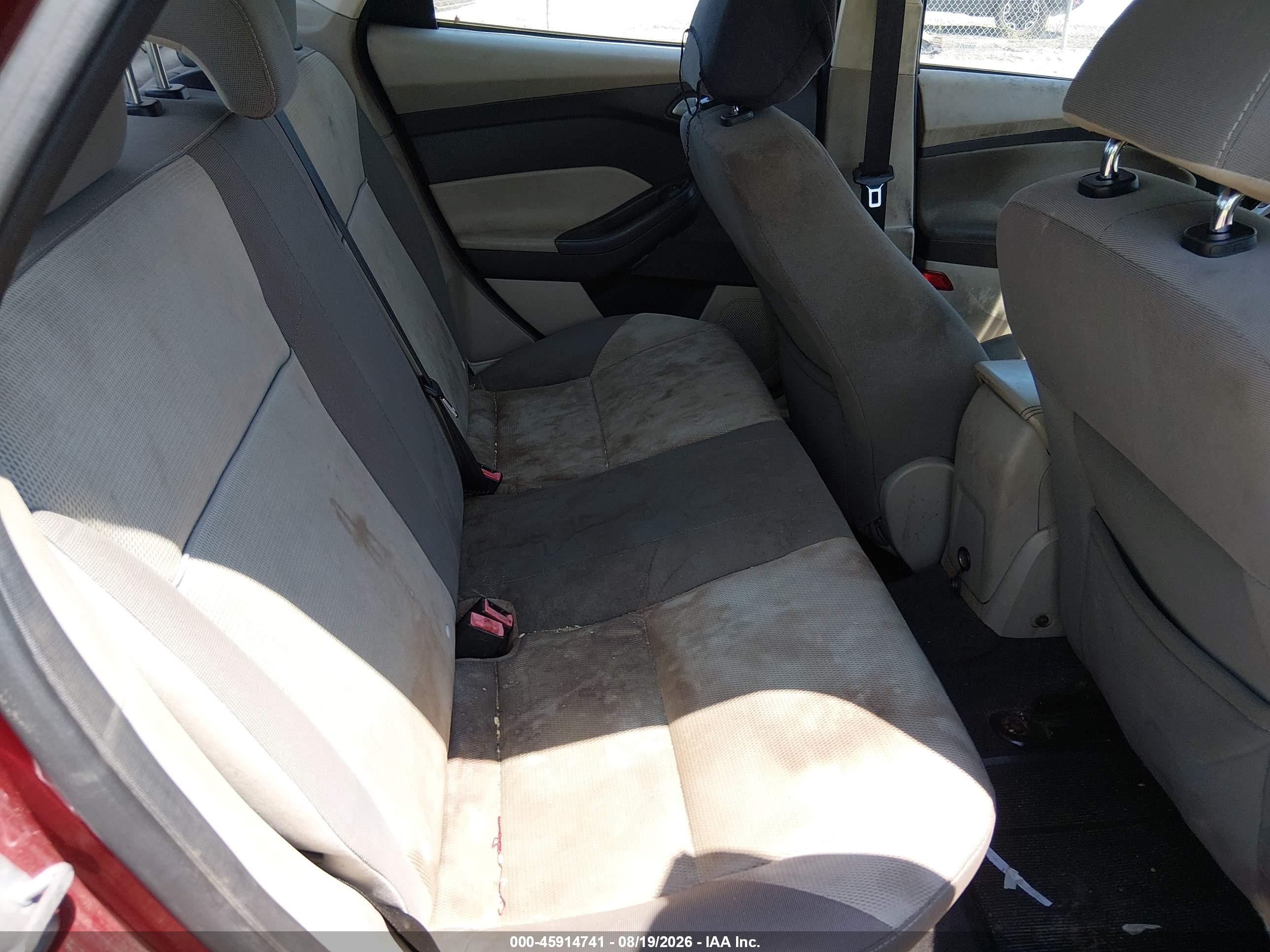 2014 Ford Focus Se Red vin: 1FADP3F22EL190600