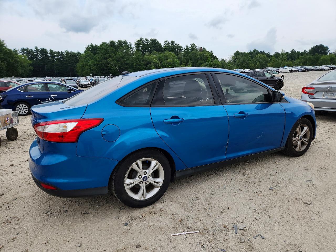 2014 Ford Focus Se Blue vin: 1FADP3F22EL201353