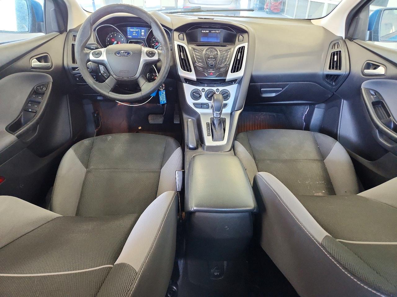2014 Ford Focus Se Blue vin: 1FADP3F22EL219741