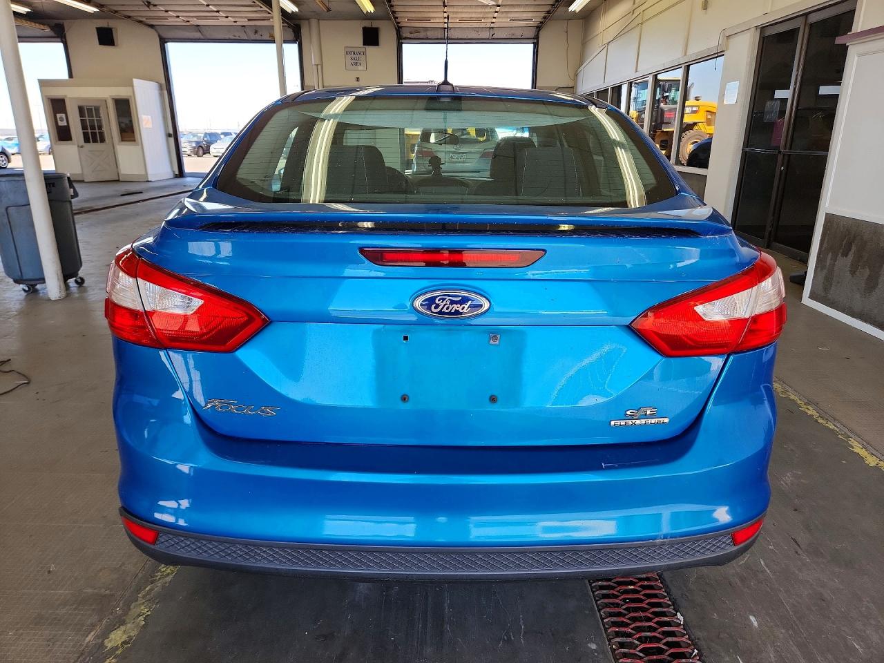 2014 Ford Focus Se Blue vin: 1FADP3F22EL219741