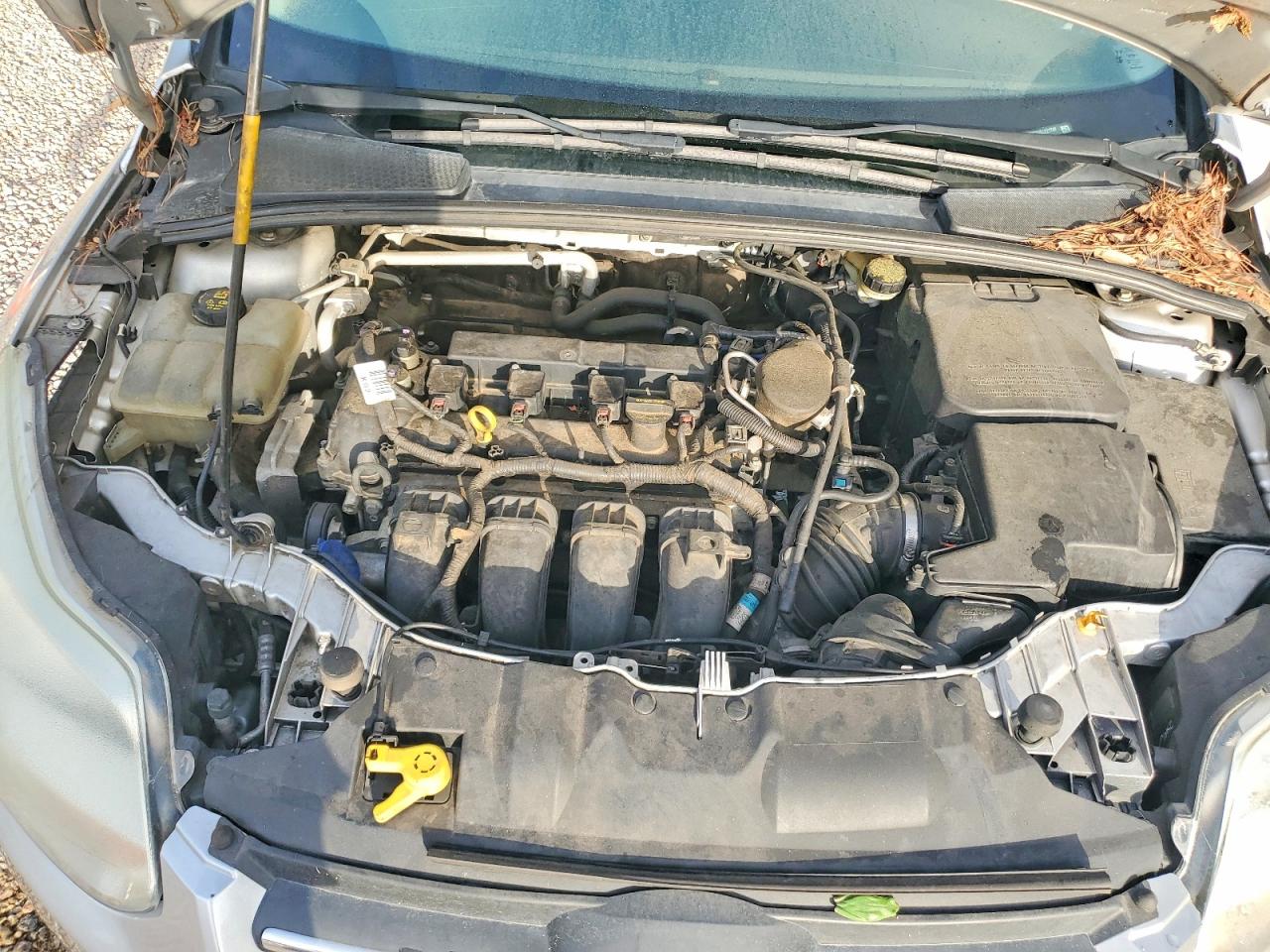 2014 Ford Focus Se Silver vin: 1FADP3F22EL221747