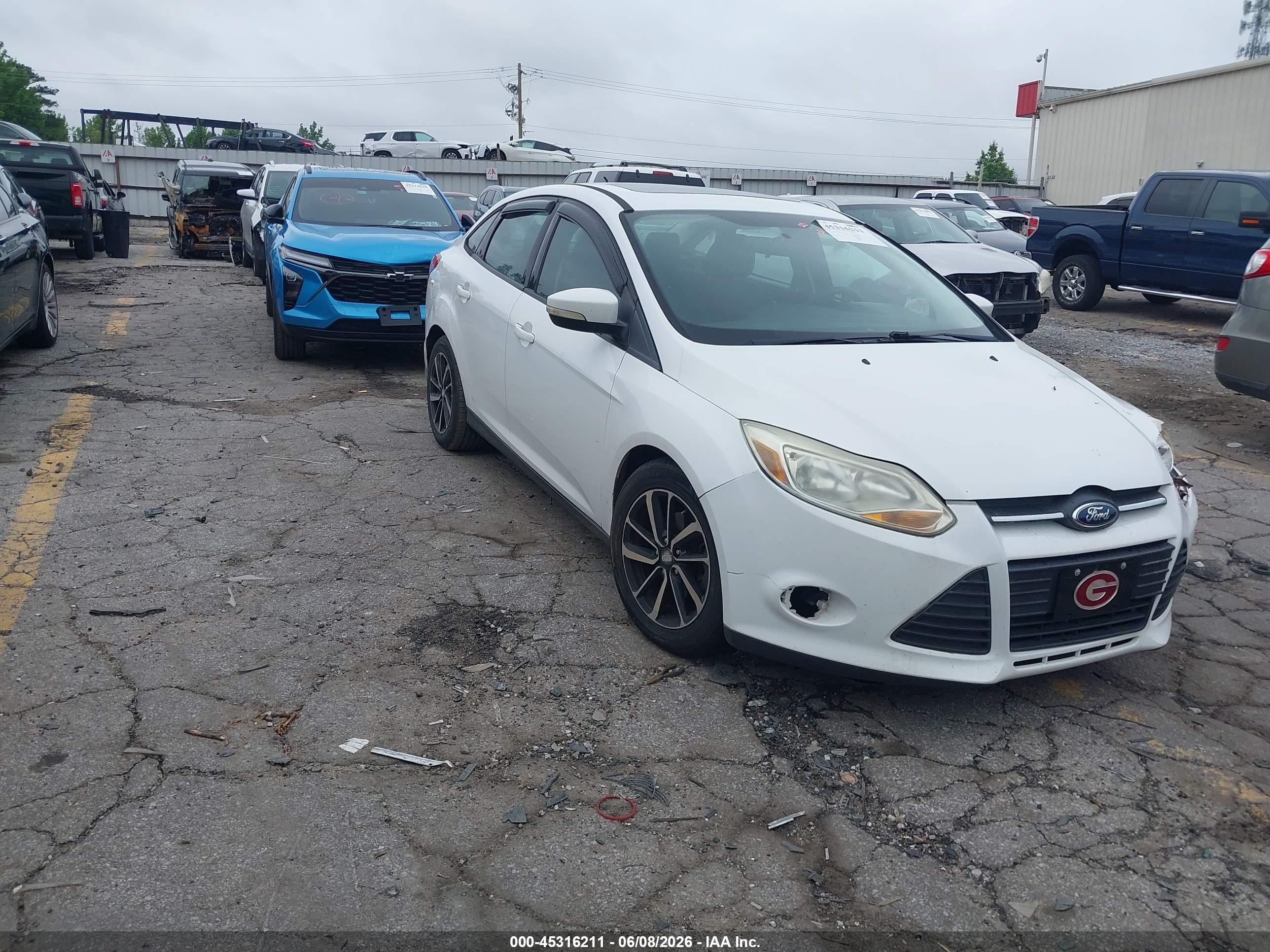 2014 Ford Focus Se White vin: 1FADP3F22EL243845