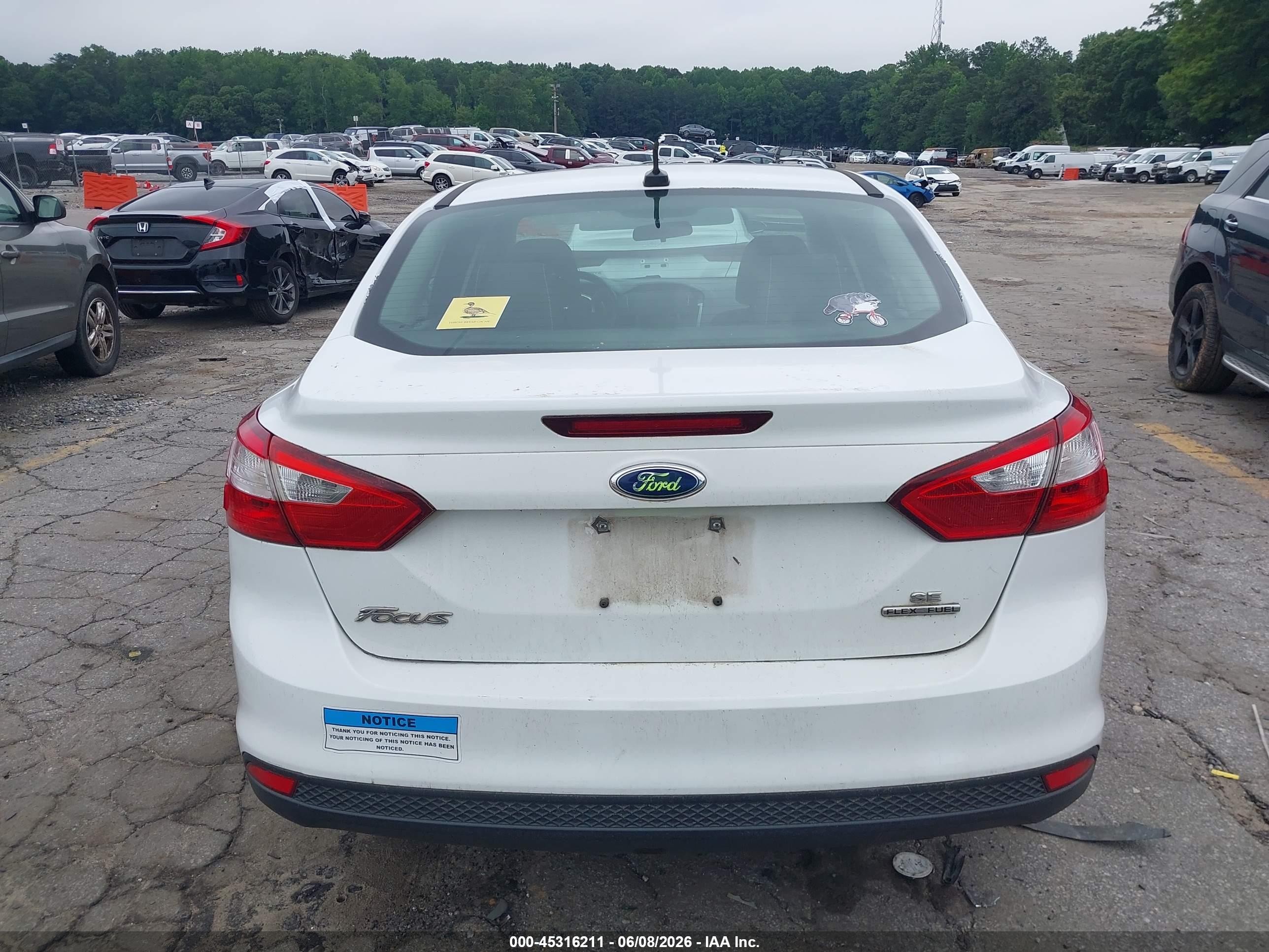 2014 Ford Focus Se White vin: 1FADP3F22EL243845