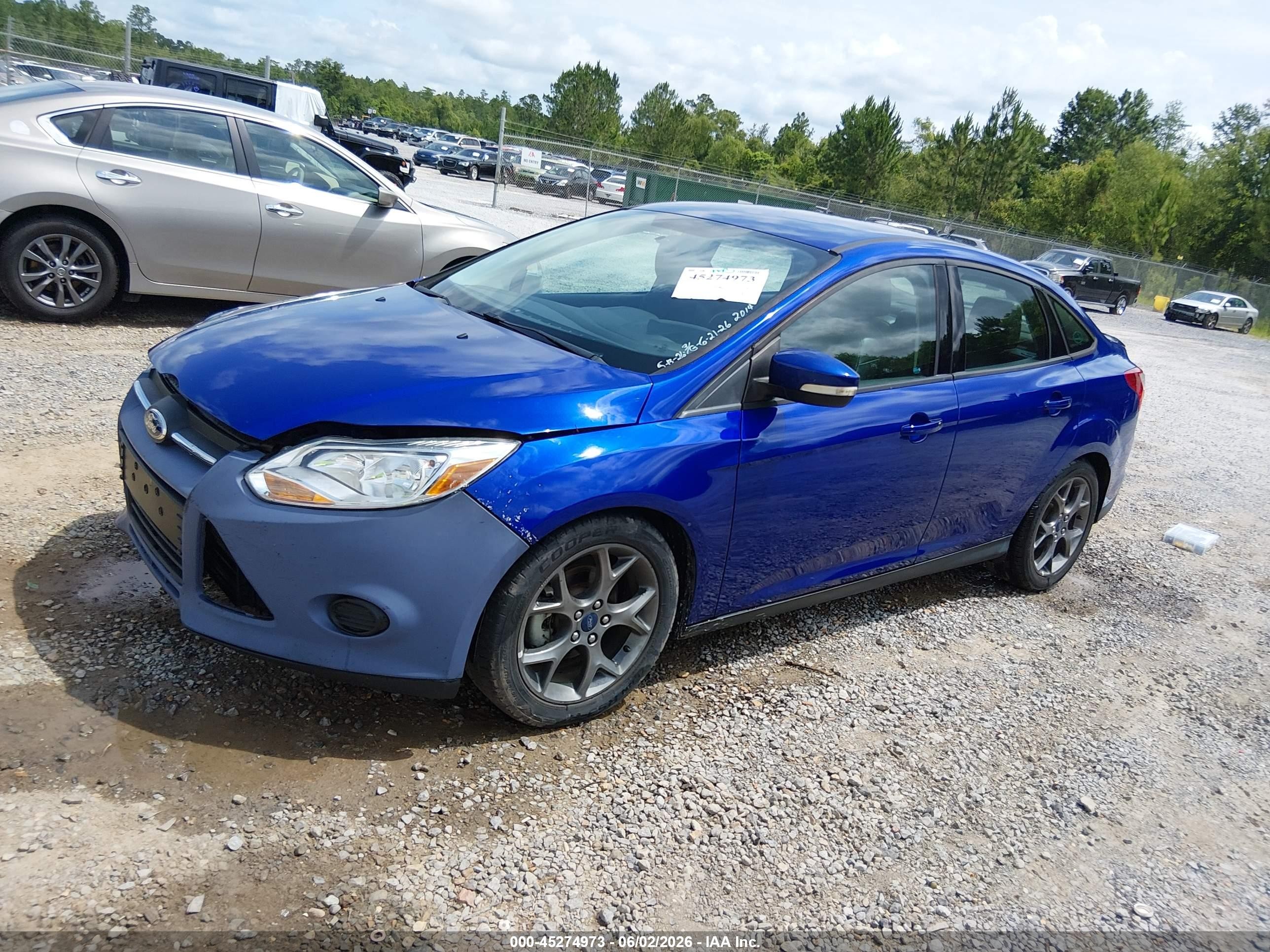 2014 Ford Focus Se Синий vin: 1FADP3F22EL244011