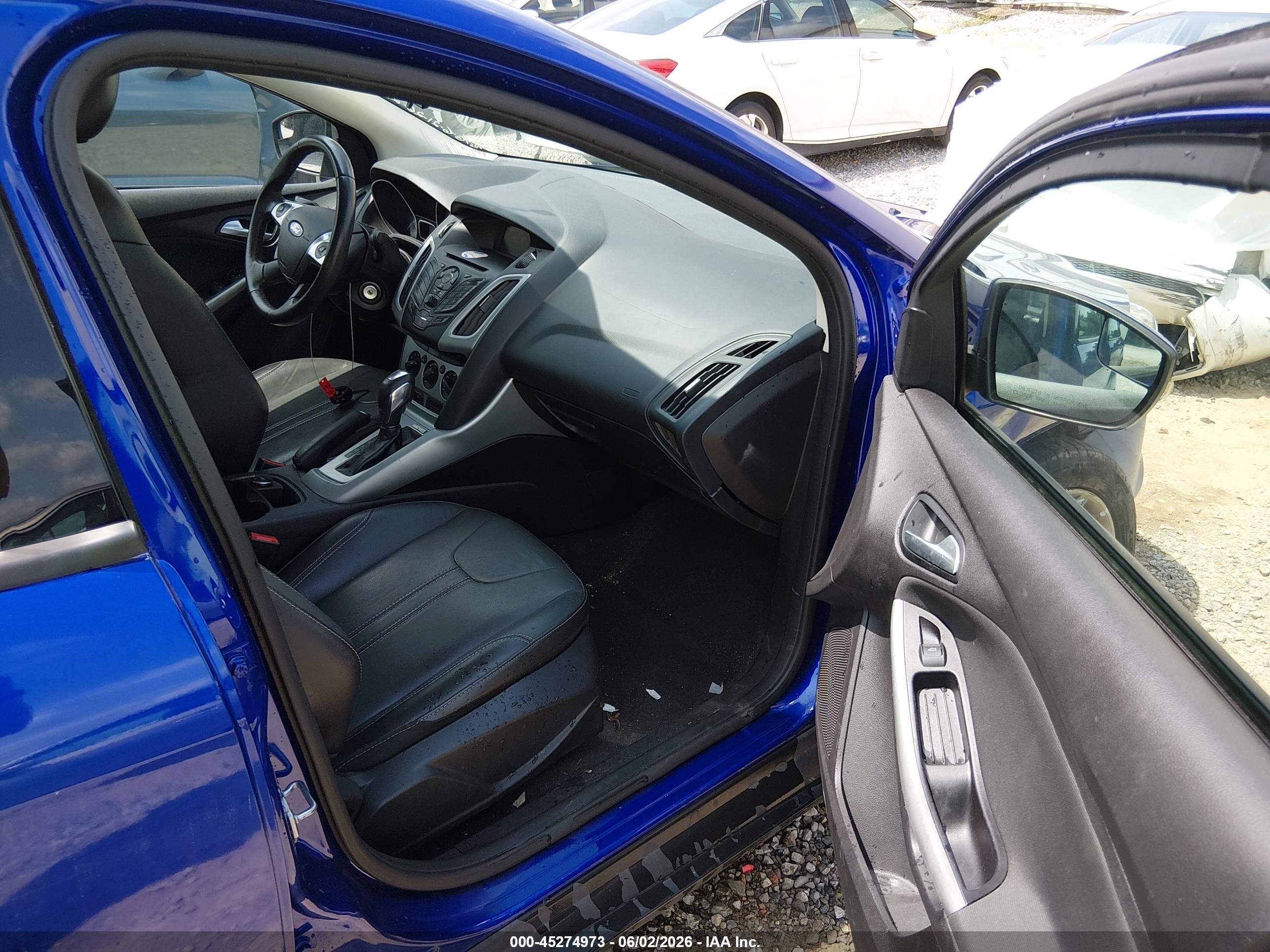 2014 Ford Focus Se Синий vin: 1FADP3F22EL244011