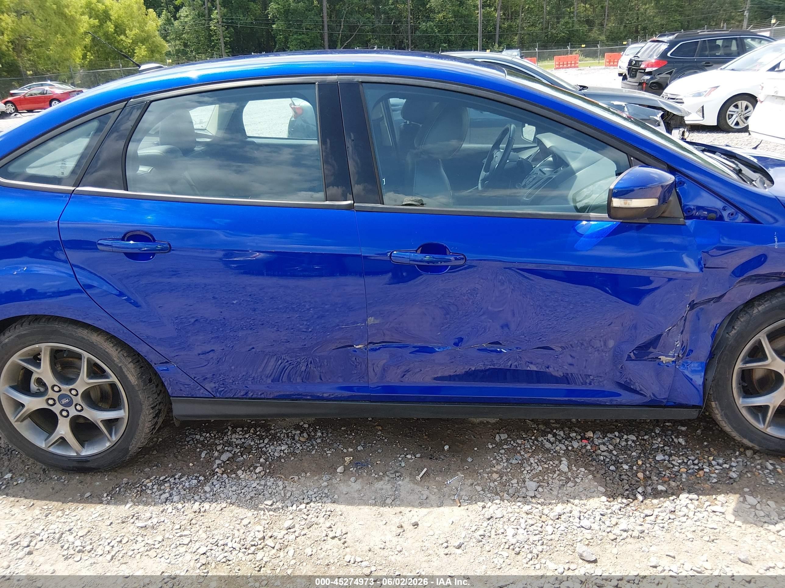 2014 Ford Focus Se Синий vin: 1FADP3F22EL244011