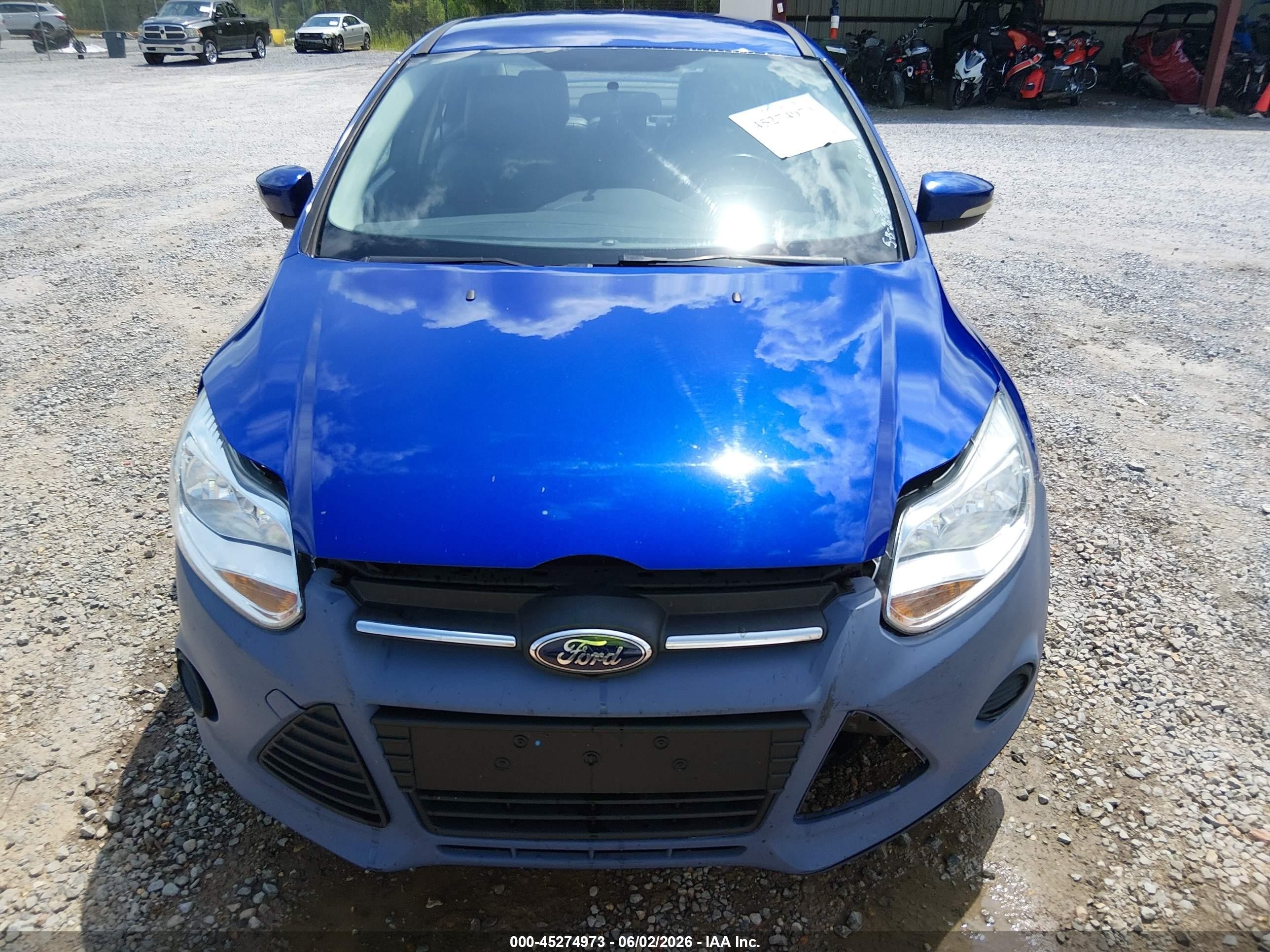 2014 Ford Focus Se Синий vin: 1FADP3F22EL244011