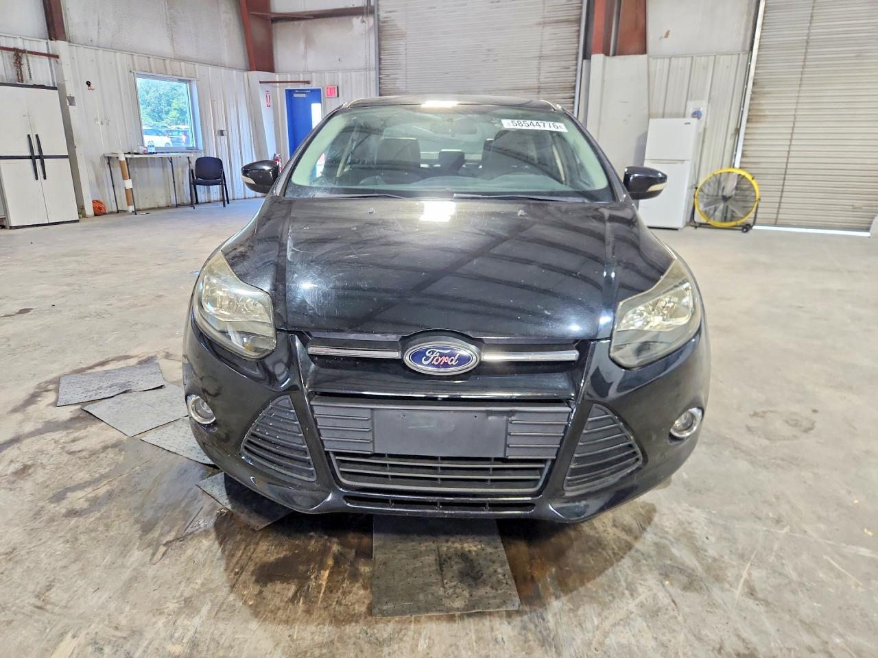2014 Ford Focus Se Черный vin: 1FADP3F22EL244784