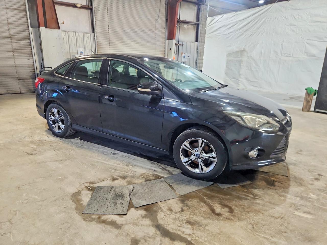 2014 Ford Focus Se Черный vin: 1FADP3F22EL244784