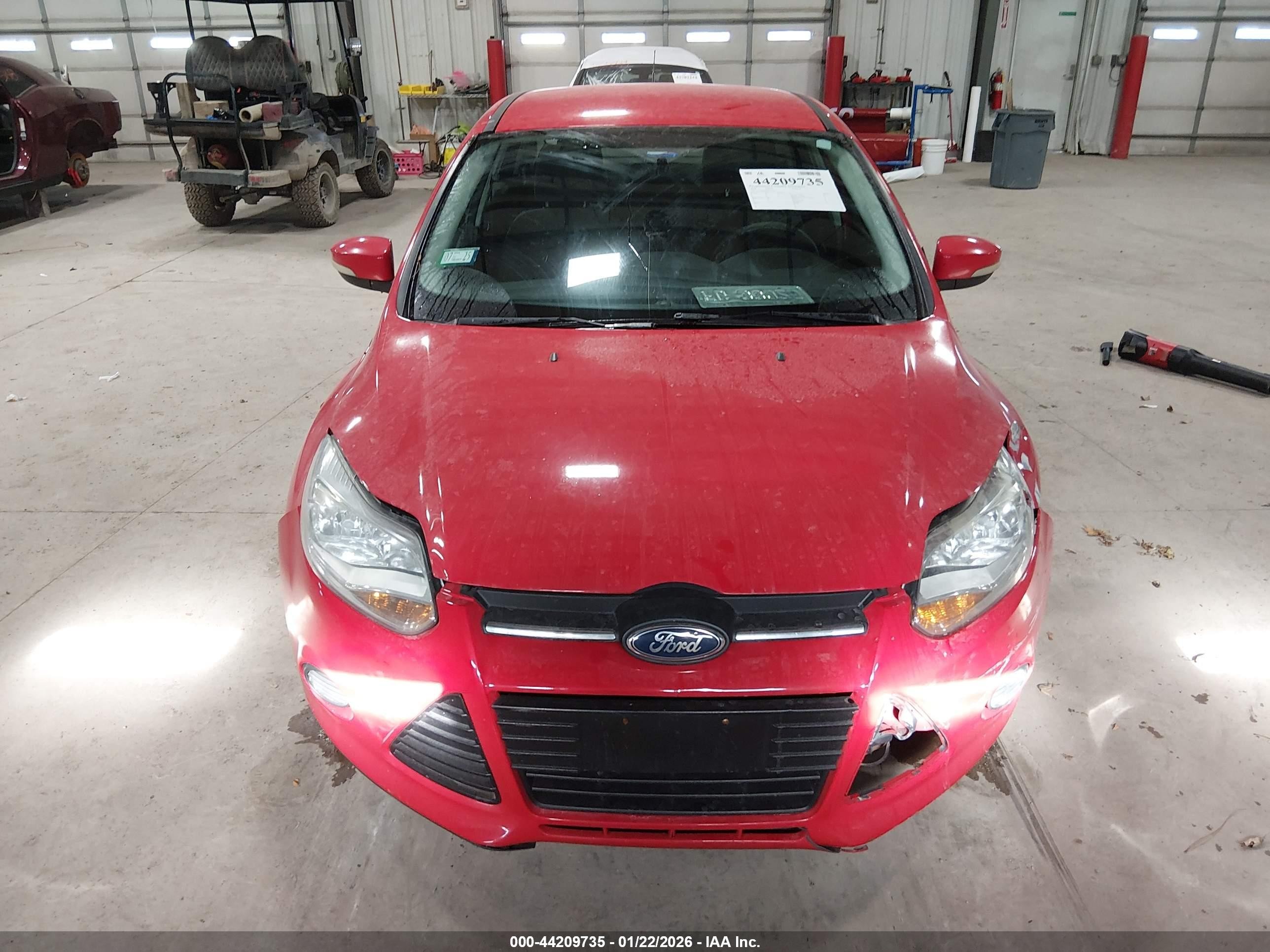 2014 Ford Focus Se Red vin: 1FADP3F22EL272553
