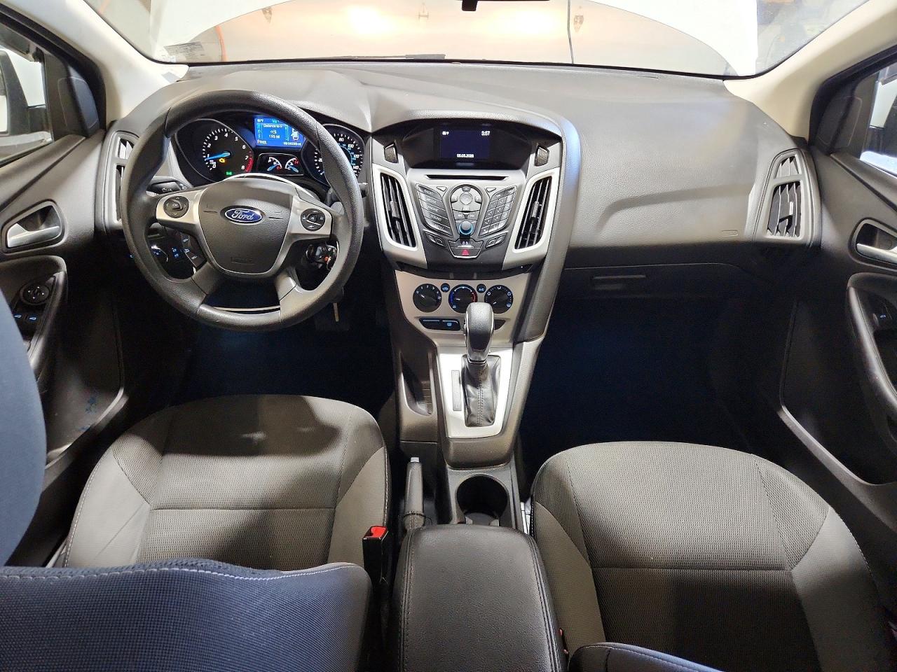 2014 Ford Focus Se White vin: 1FADP3F22EL274965