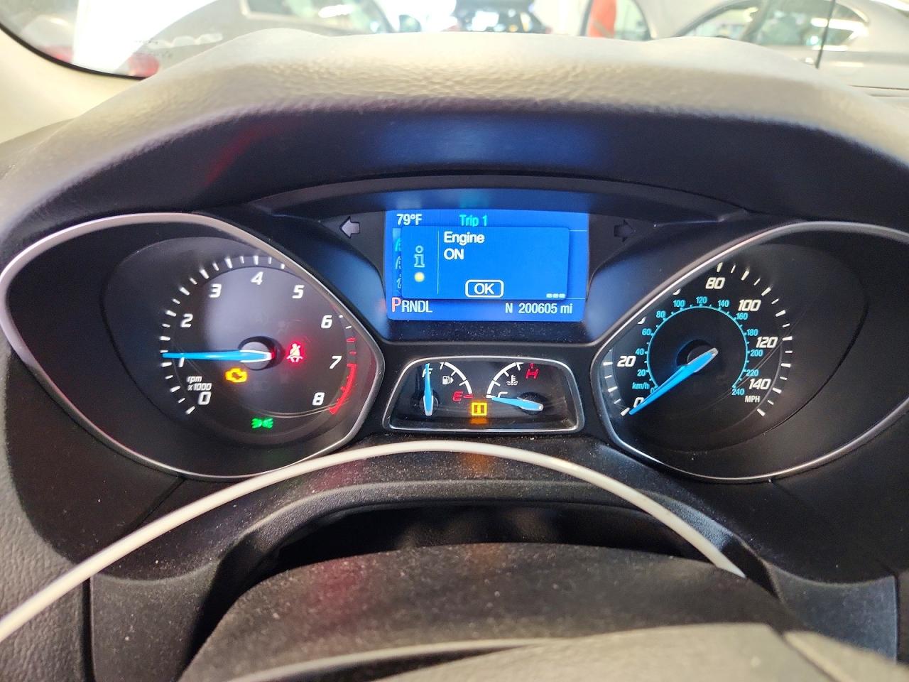 2014 Ford Focus Se White vin: 1FADP3F22EL277090