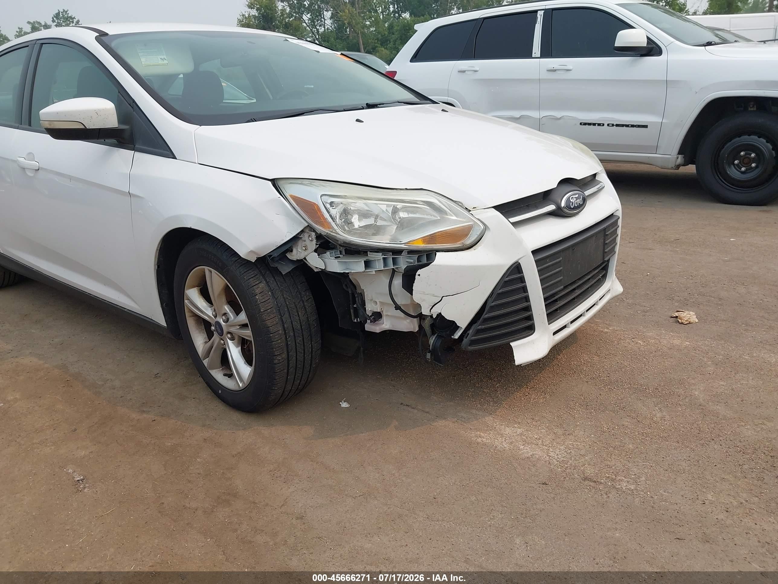 2014 Ford Focus Se White vin: 1FADP3F22EL282564
