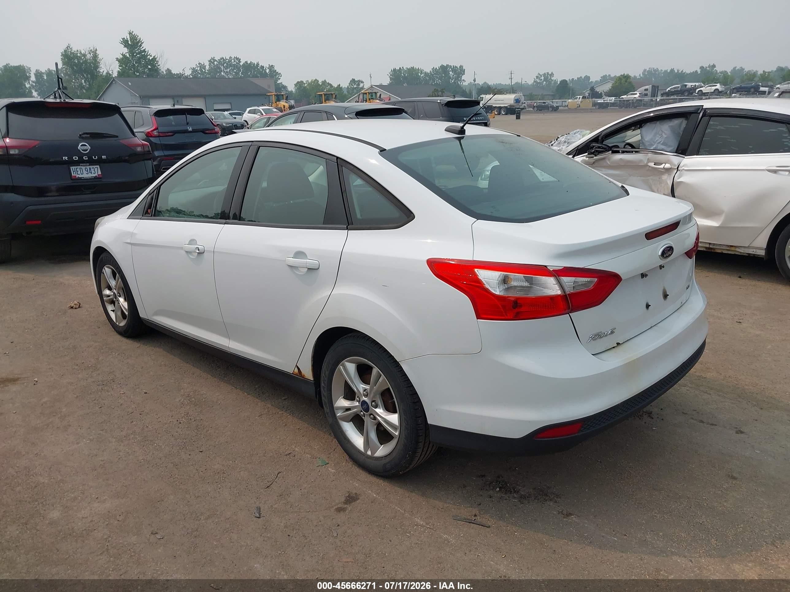 2014 Ford Focus Se White vin: 1FADP3F22EL282564
