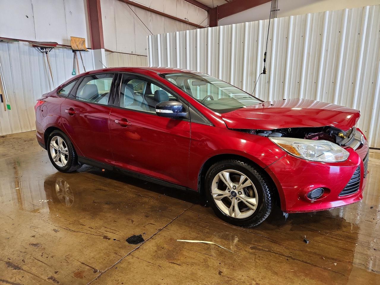 2014 Ford Focus Se Темно-бордовый vin: 1FADP3F22EL291491