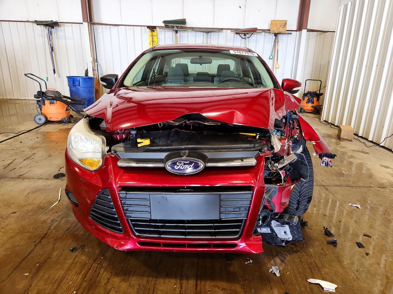 2014 Ford Focus Se Темно-бордовый vin: 1FADP3F22EL291491