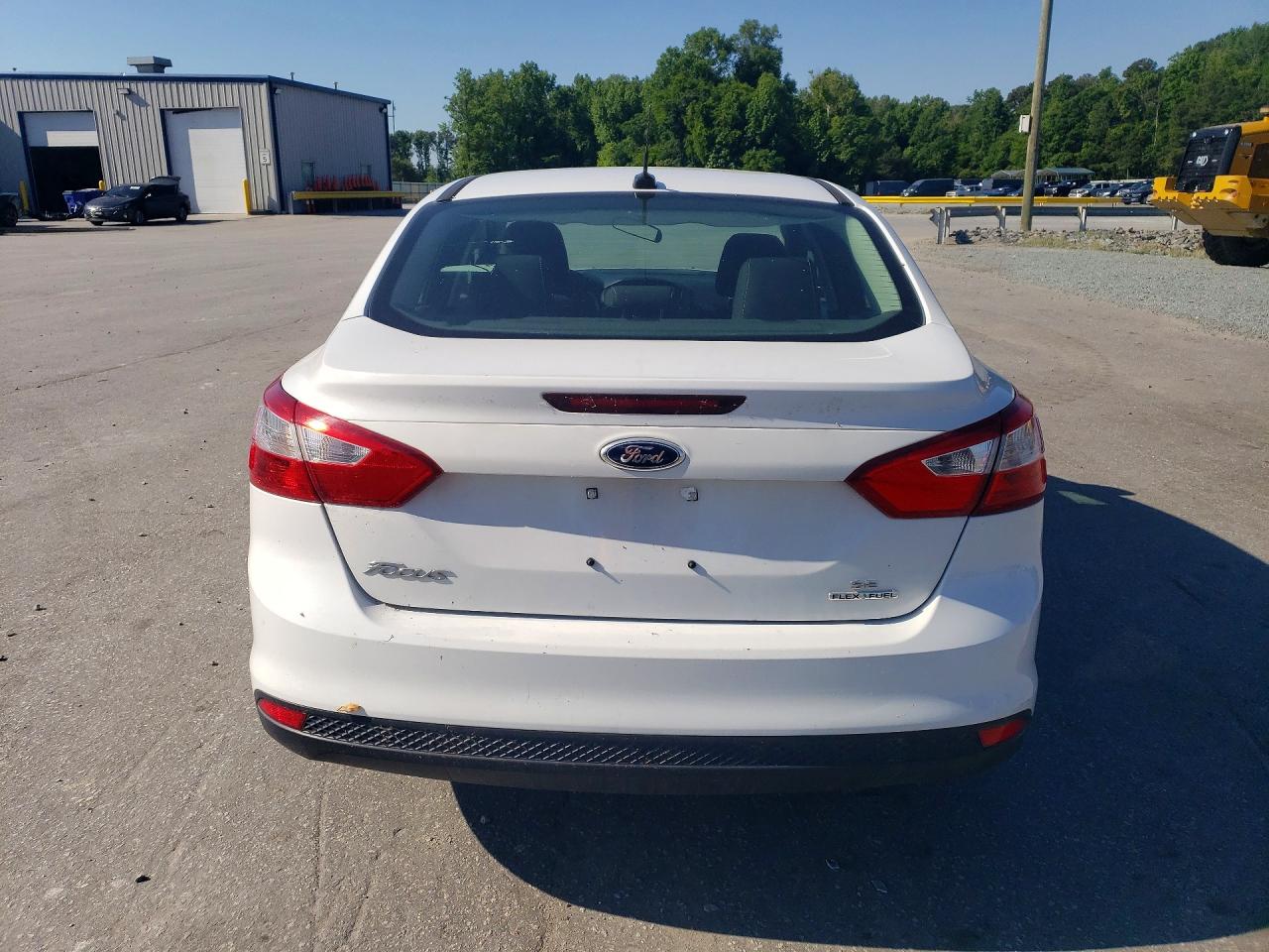 2014 Ford Focus Se White vin: 1FADP3F22EL324778