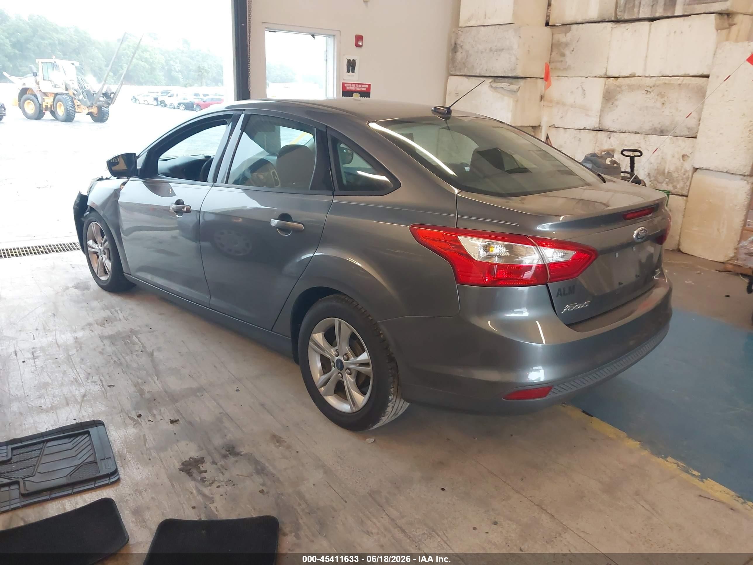 2014 Ford Focus Se Gray vin: 1FADP3F22EL334050