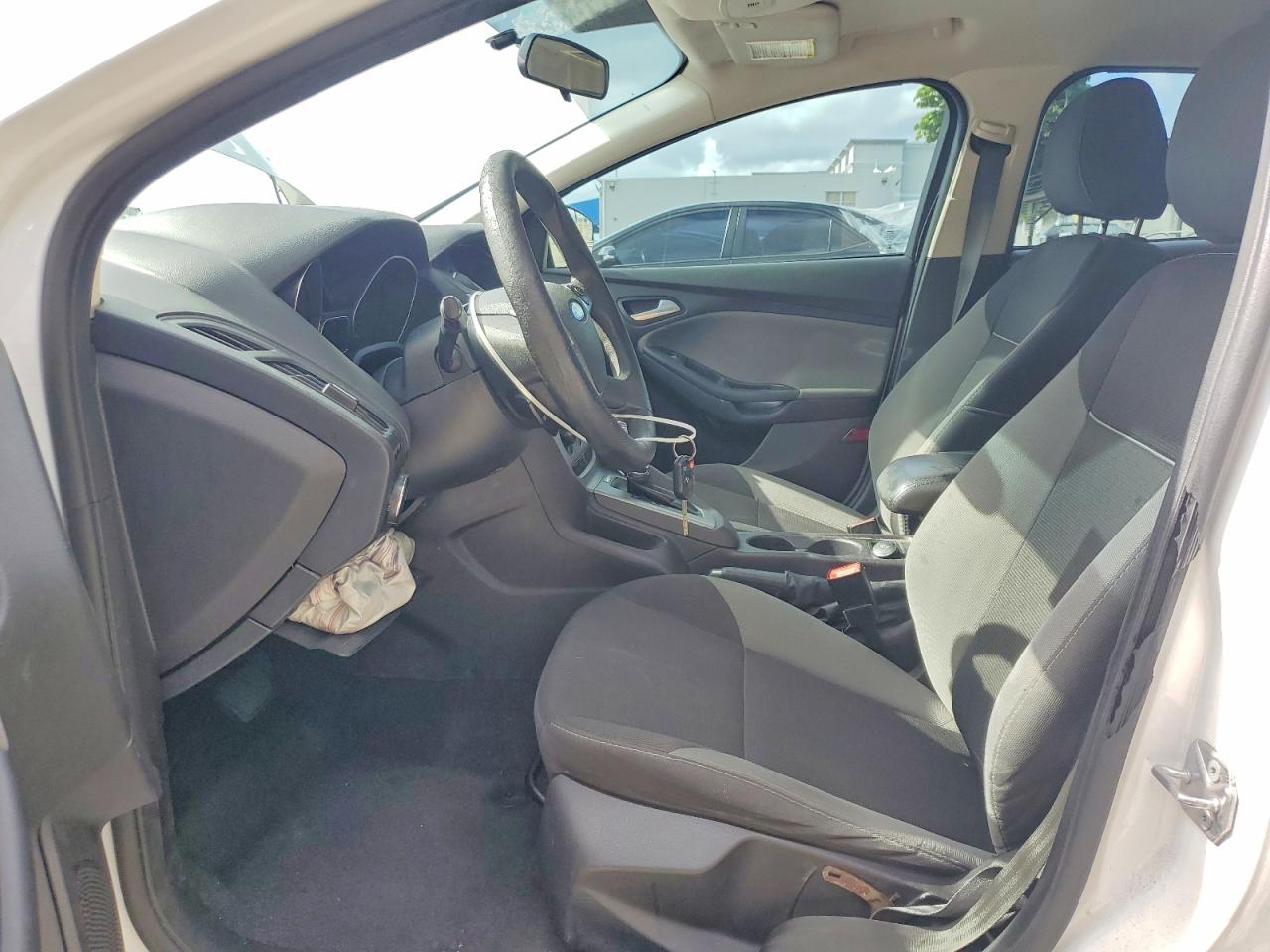 2014 Ford Focus Se White vin: 1FADP3F22EL336753