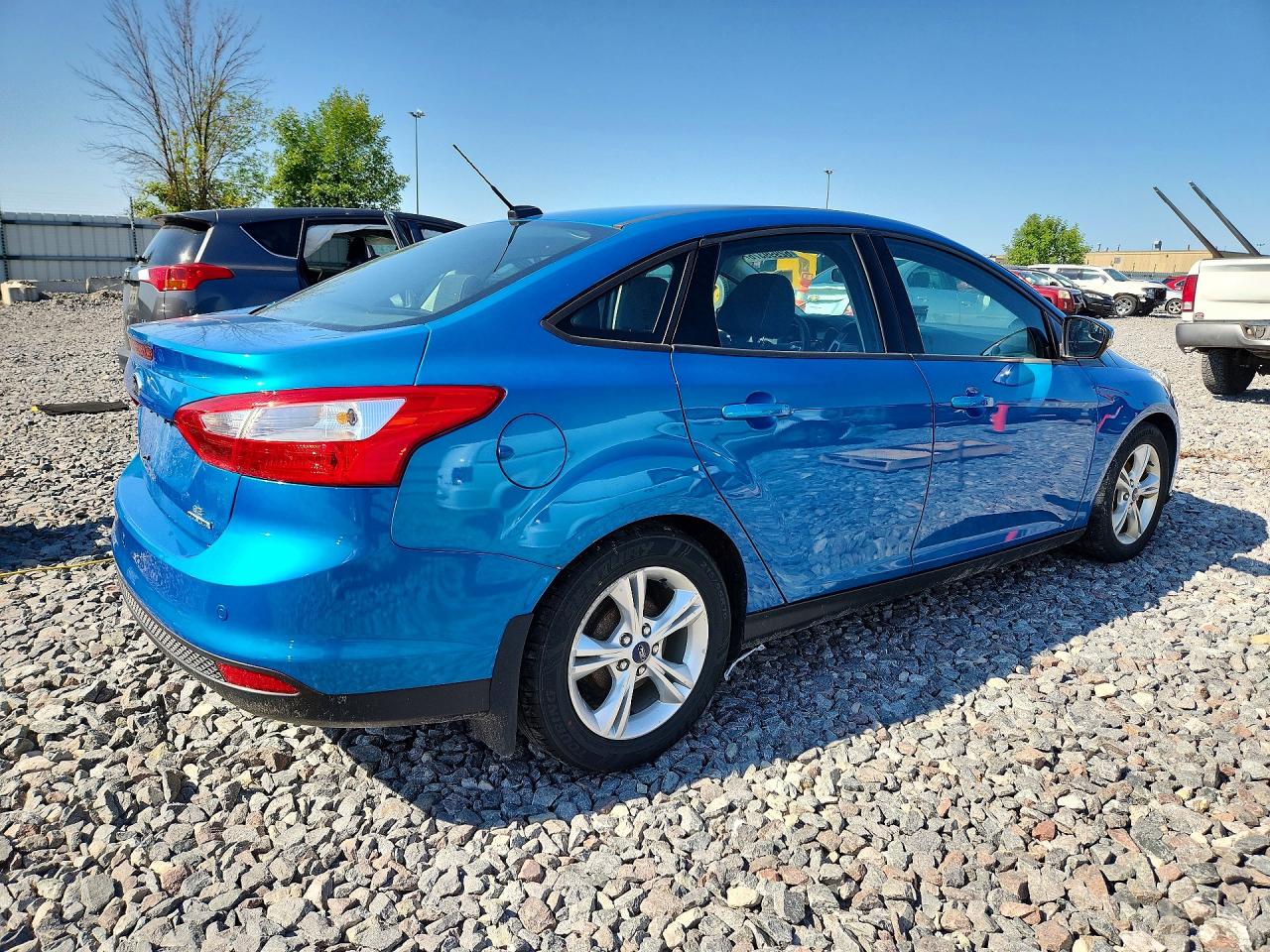 2014 Ford Focus Se Blue vin: 1FADP3F22EL337093