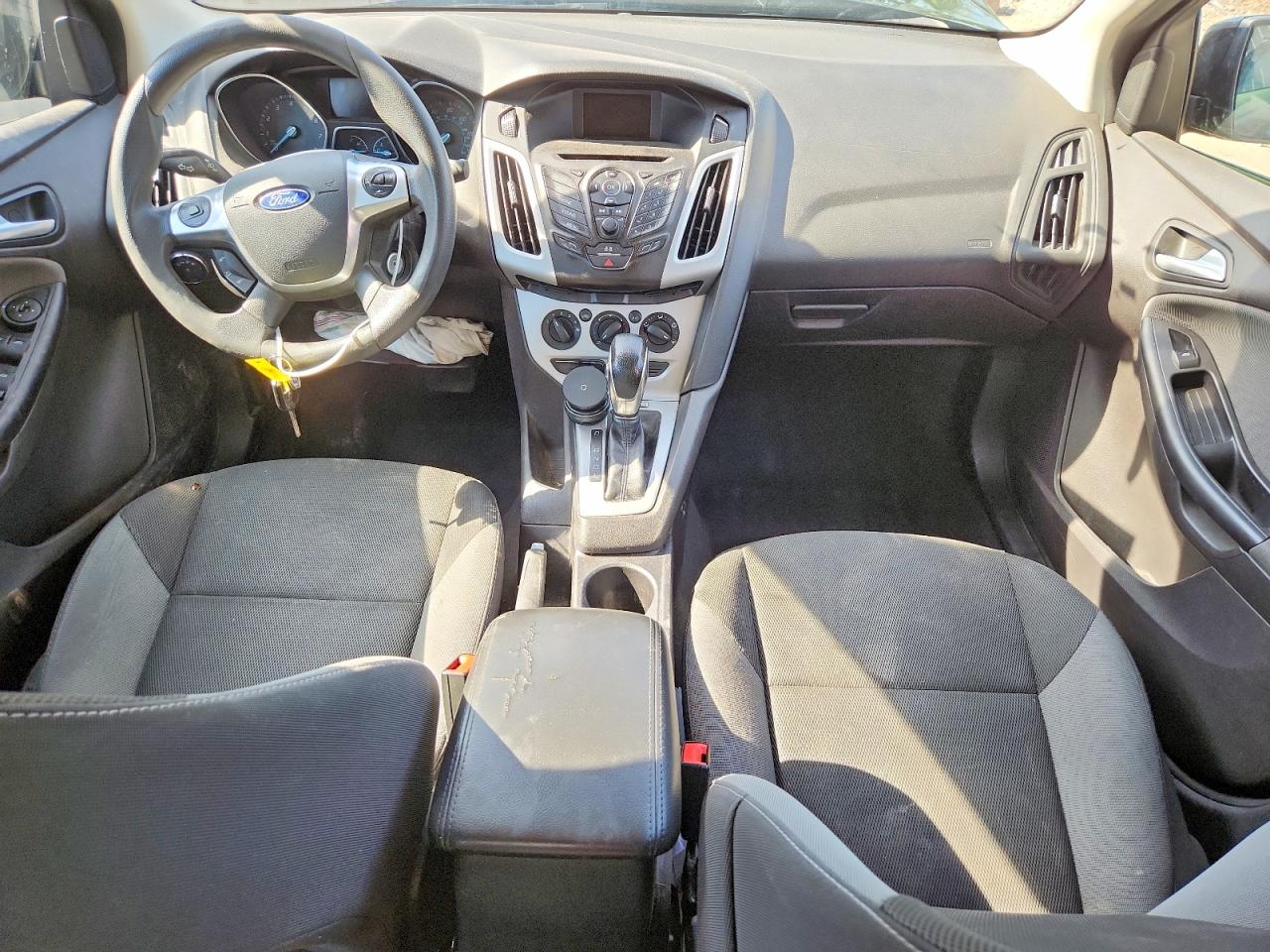 2014 Ford Focus Se Black vin: 1FADP3F22EL346473