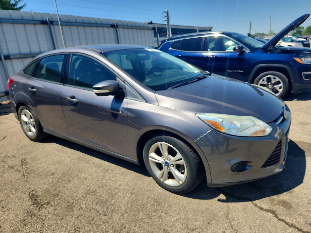 2014 Ford Focus Se Серый vin: 1FADP3F22EL366156