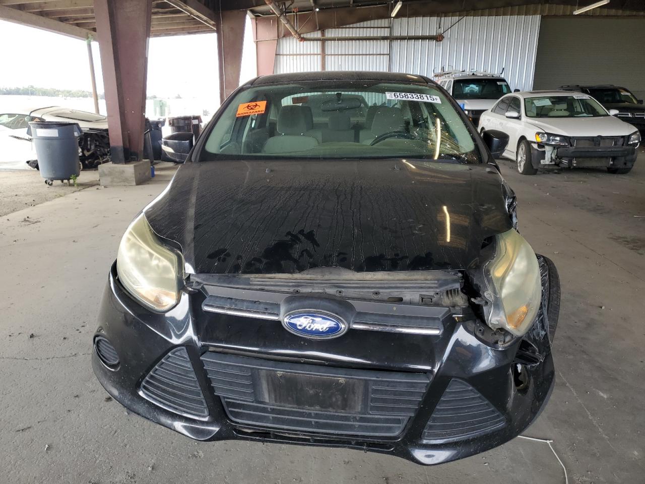 2014 Ford Focus Se Black vin: 1FADP3F22EL375309