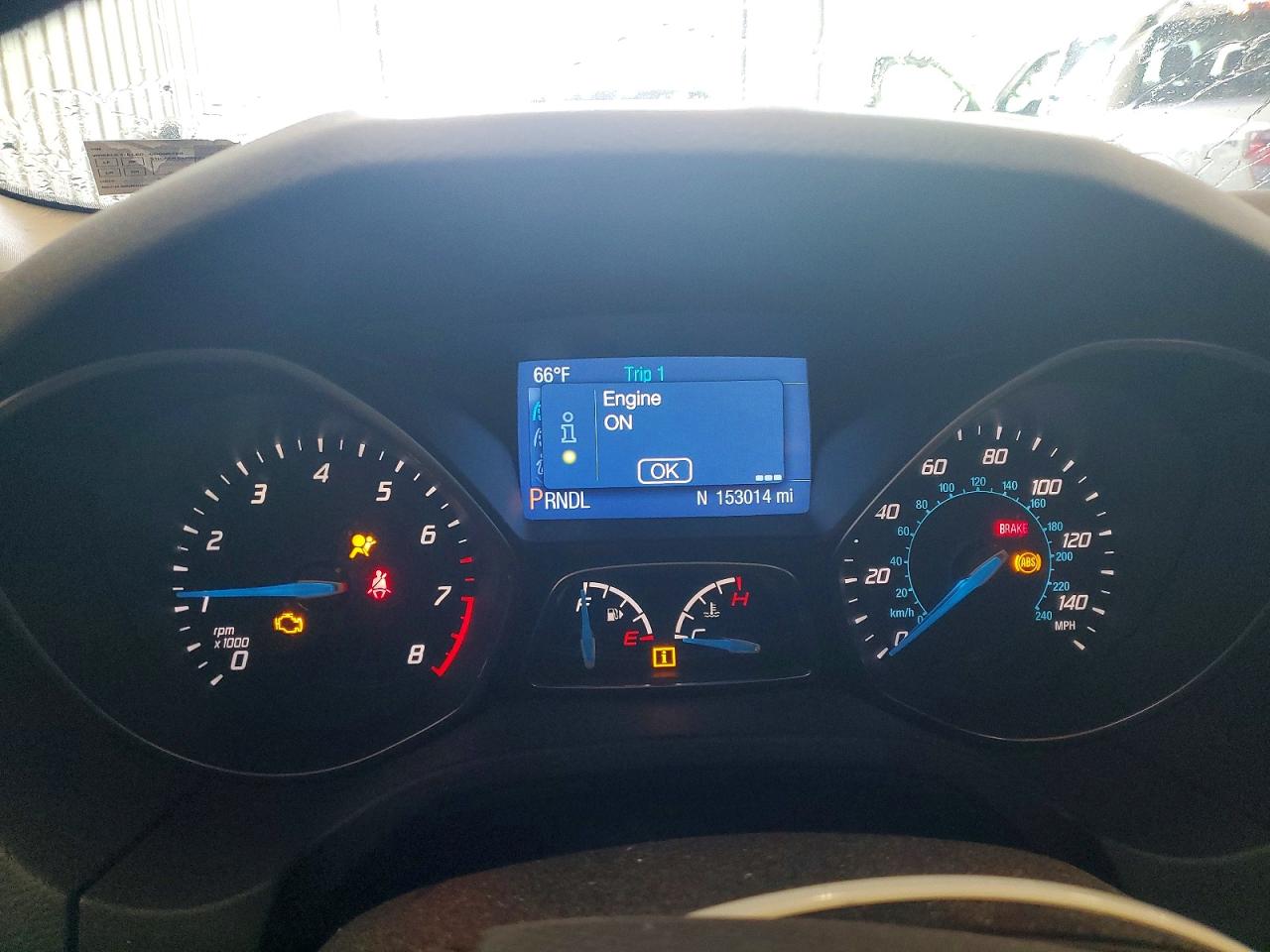 2014 Ford Focus Se Maroon vin: 1FADP3F22EL377951