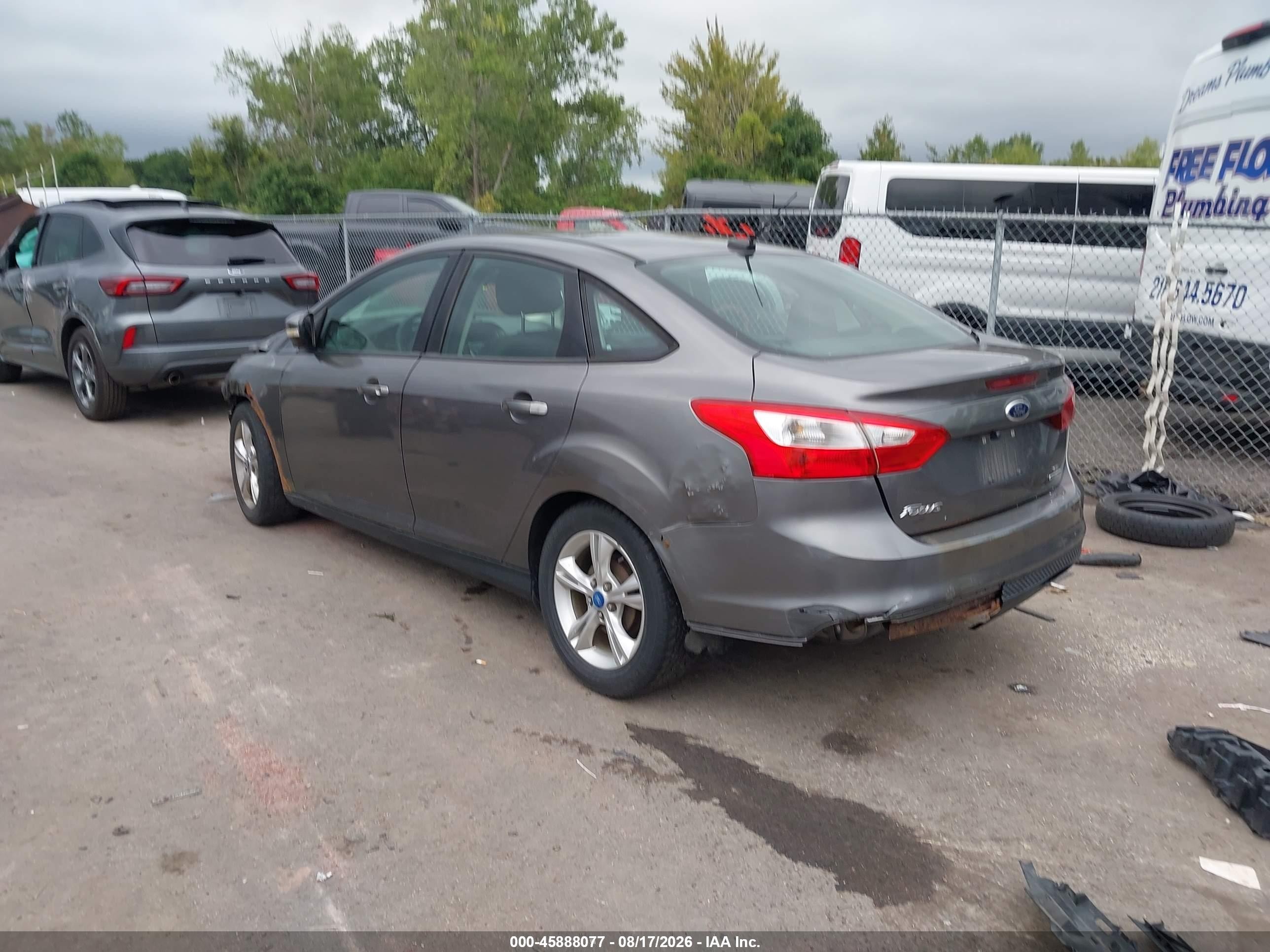 2014 Ford Focus Se Серый vin: 1FADP3F22EL399982