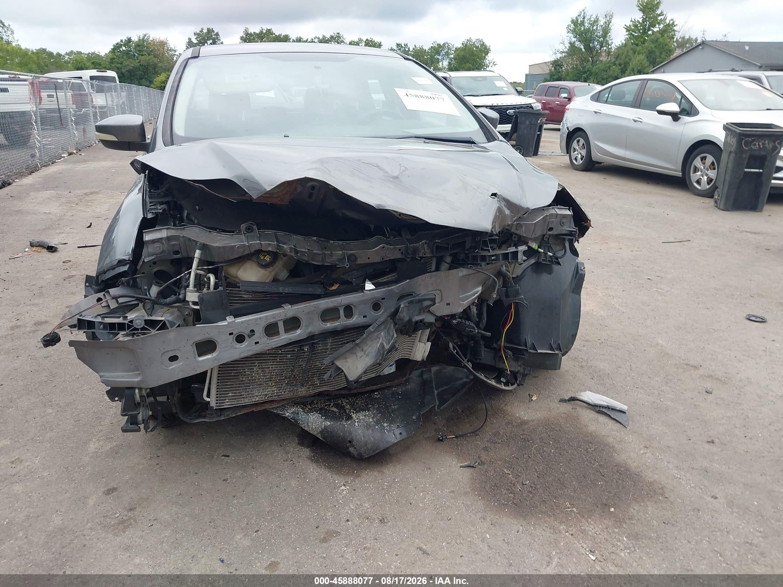 2014 Ford Focus Se Серый vin: 1FADP3F22EL399982