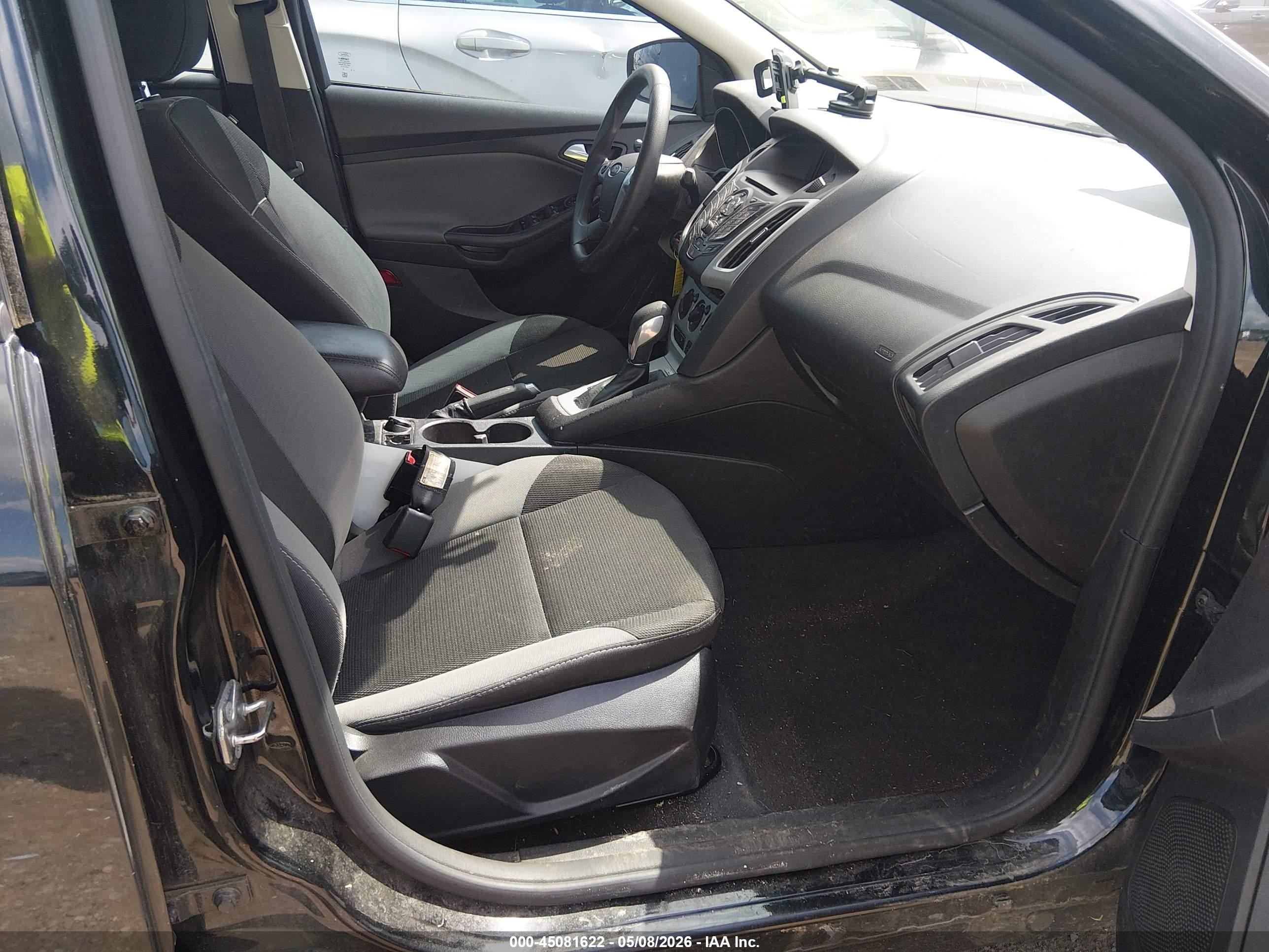 2014 Ford Focus Se Черный vin: 1FADP3F22EL434908