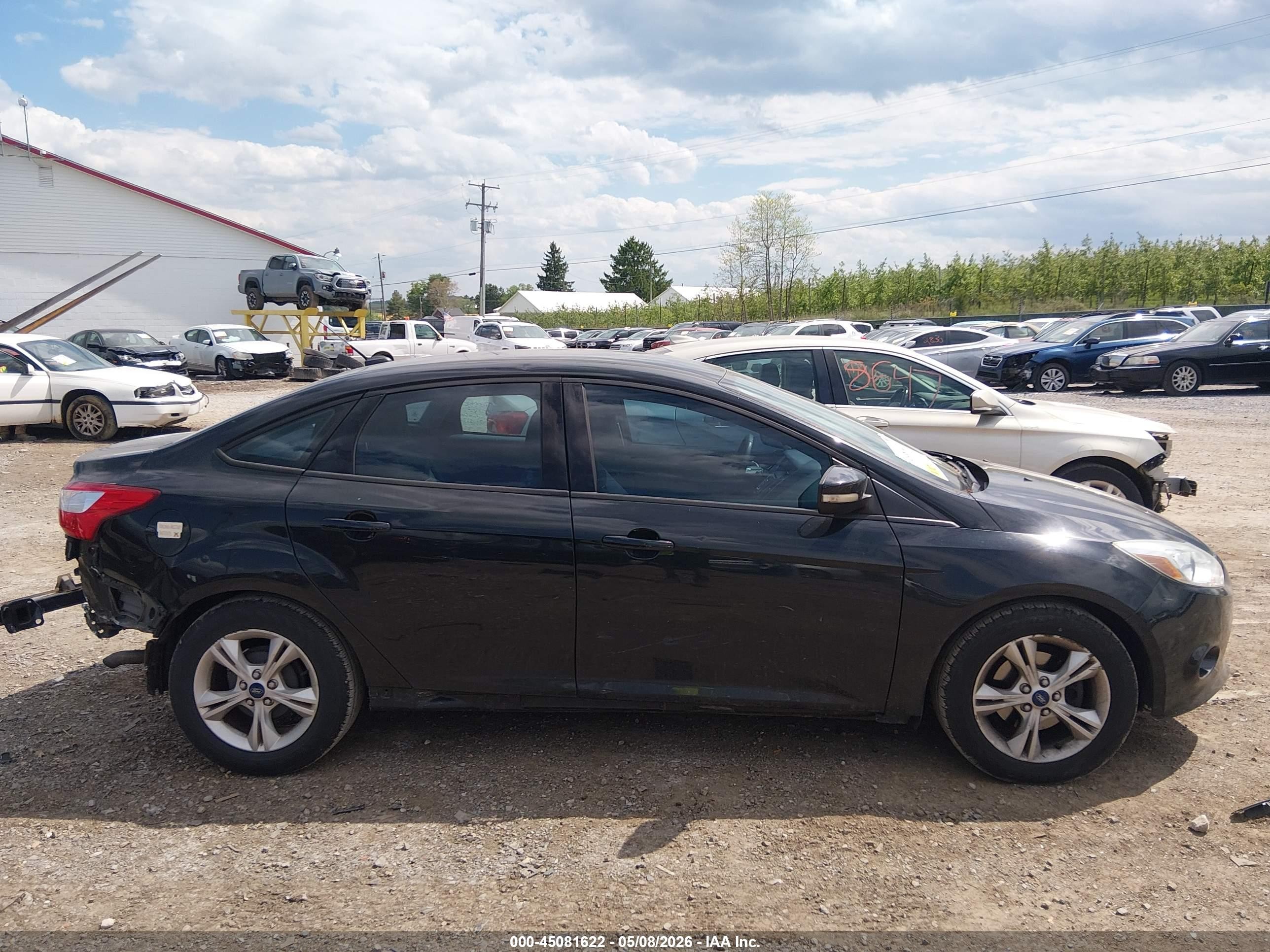 2014 Ford Focus Se Черный vin: 1FADP3F22EL434908