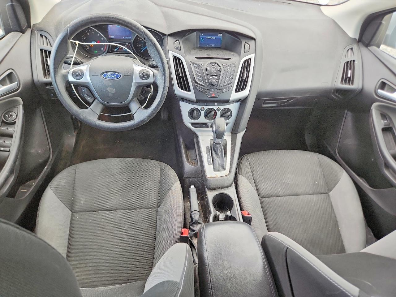 2014 Ford Focus Se Silver vin: 1FADP3F22EL449120