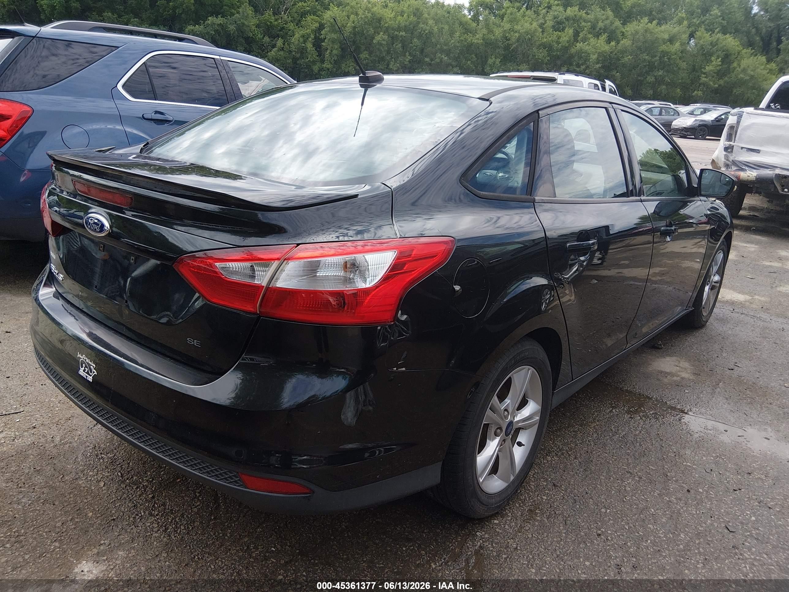 2014 Ford Focus Se Black vin: 1FADP3F22EL449697