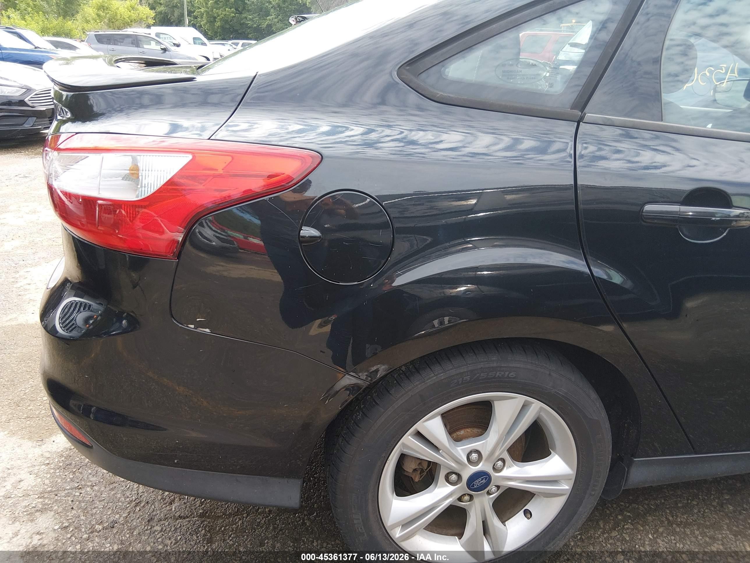2014 Ford Focus Se Black vin: 1FADP3F22EL449697