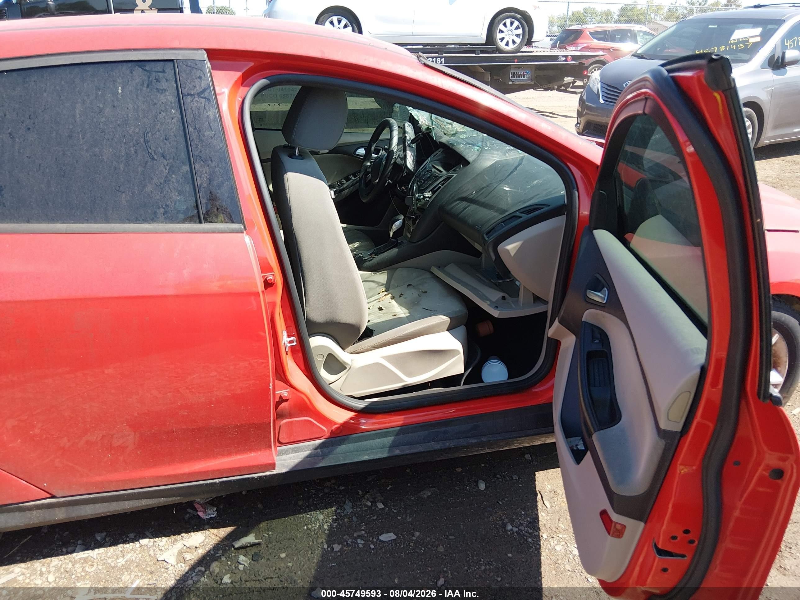 2014 Ford Focus Se Red vin: 1FADP3F22EL450171