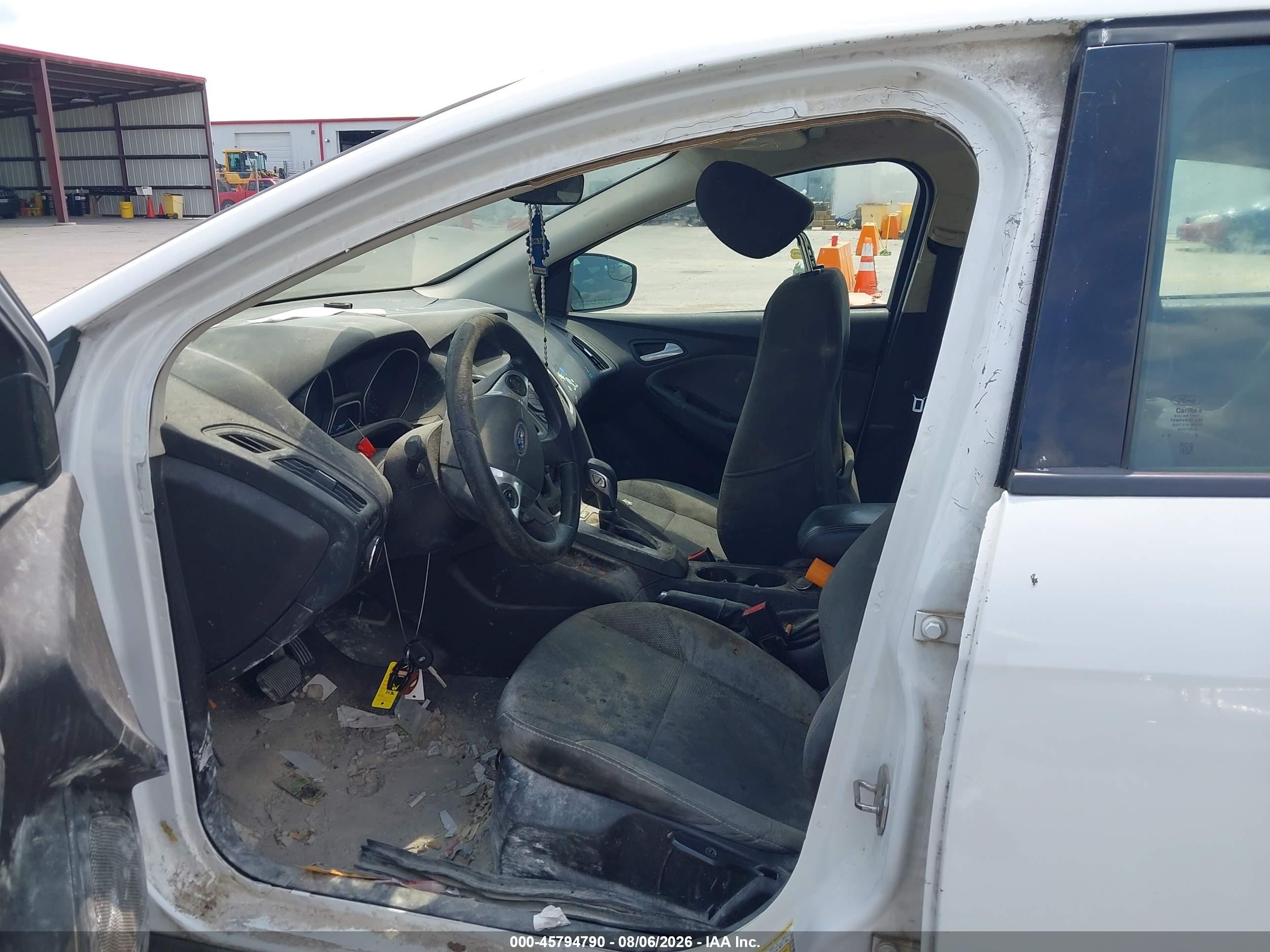 2014 Ford Focus Se White vin: 1FADP3F22EL459436