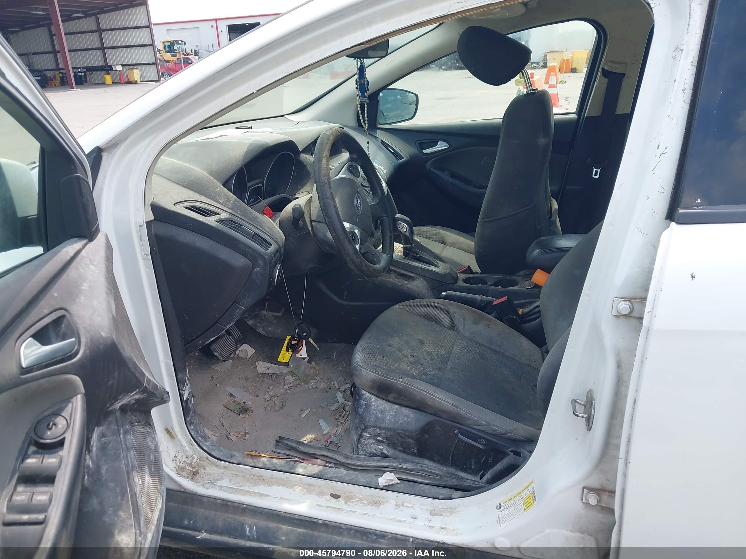 2014 Ford Focus Se White vin: 1FADP3F22EL459436