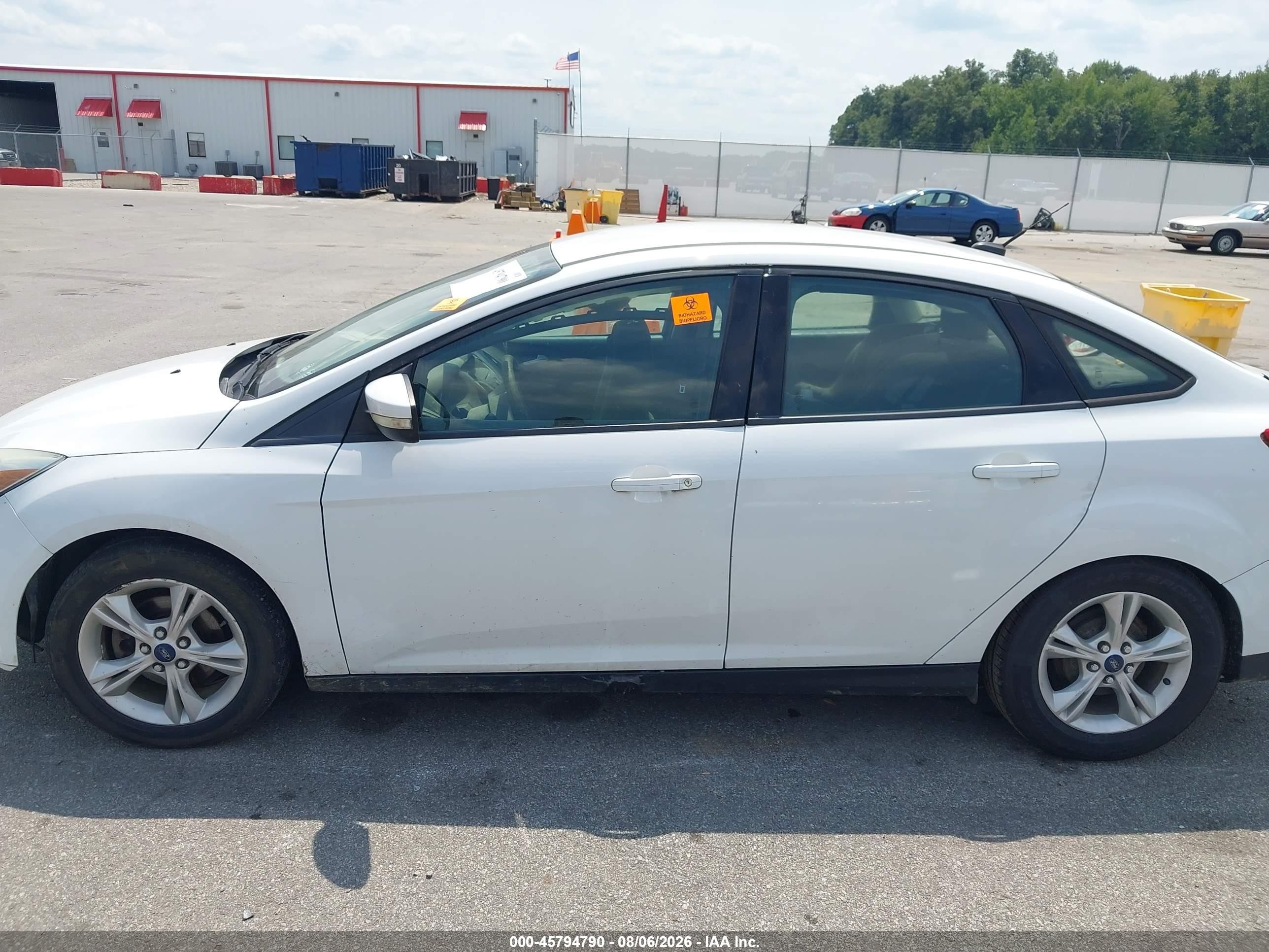 2014 Ford Focus Se White vin: 1FADP3F22EL459436